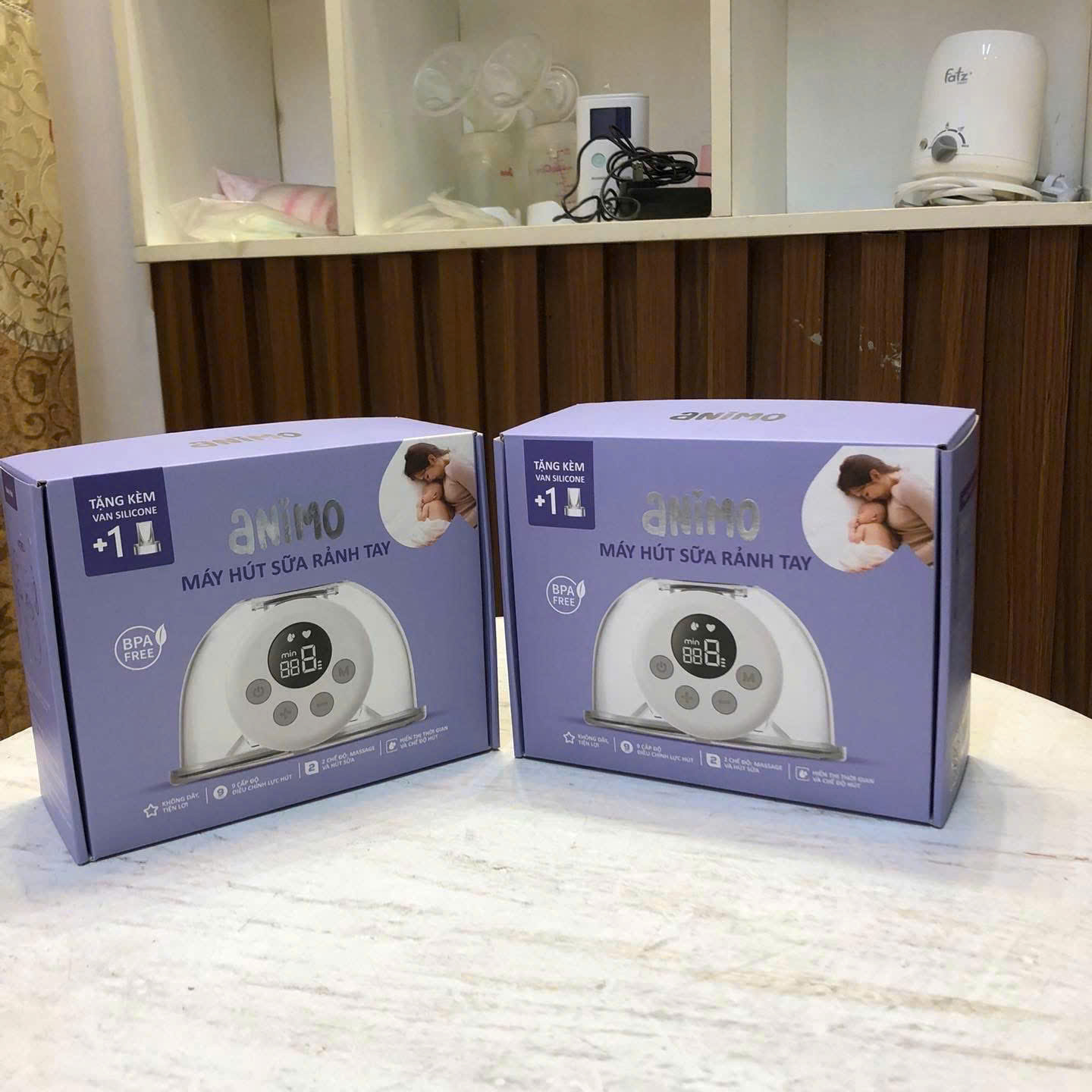 Máy hút sữa rảnh tay Amino