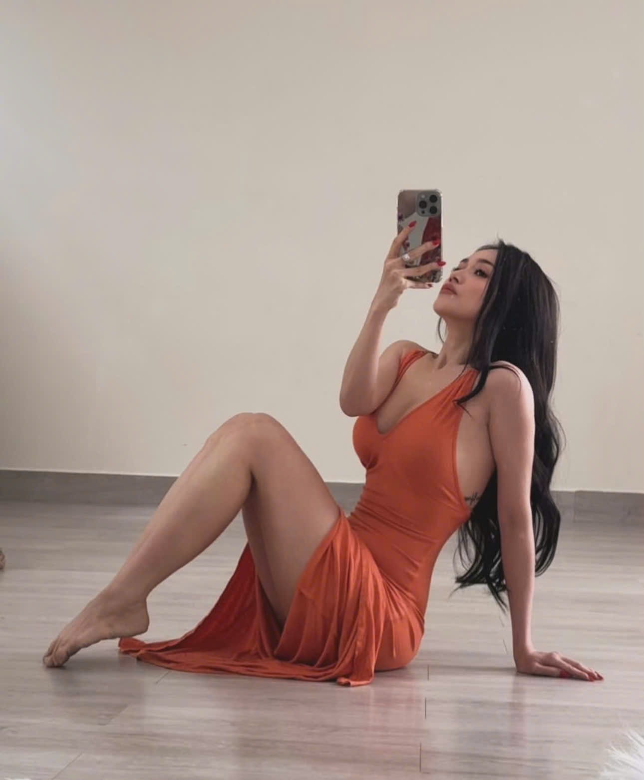 ĐẦM BODY