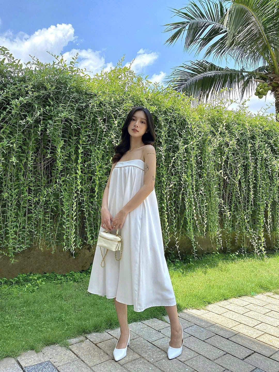 Váy Suông Trắng Viền Thương Hiệu Edini