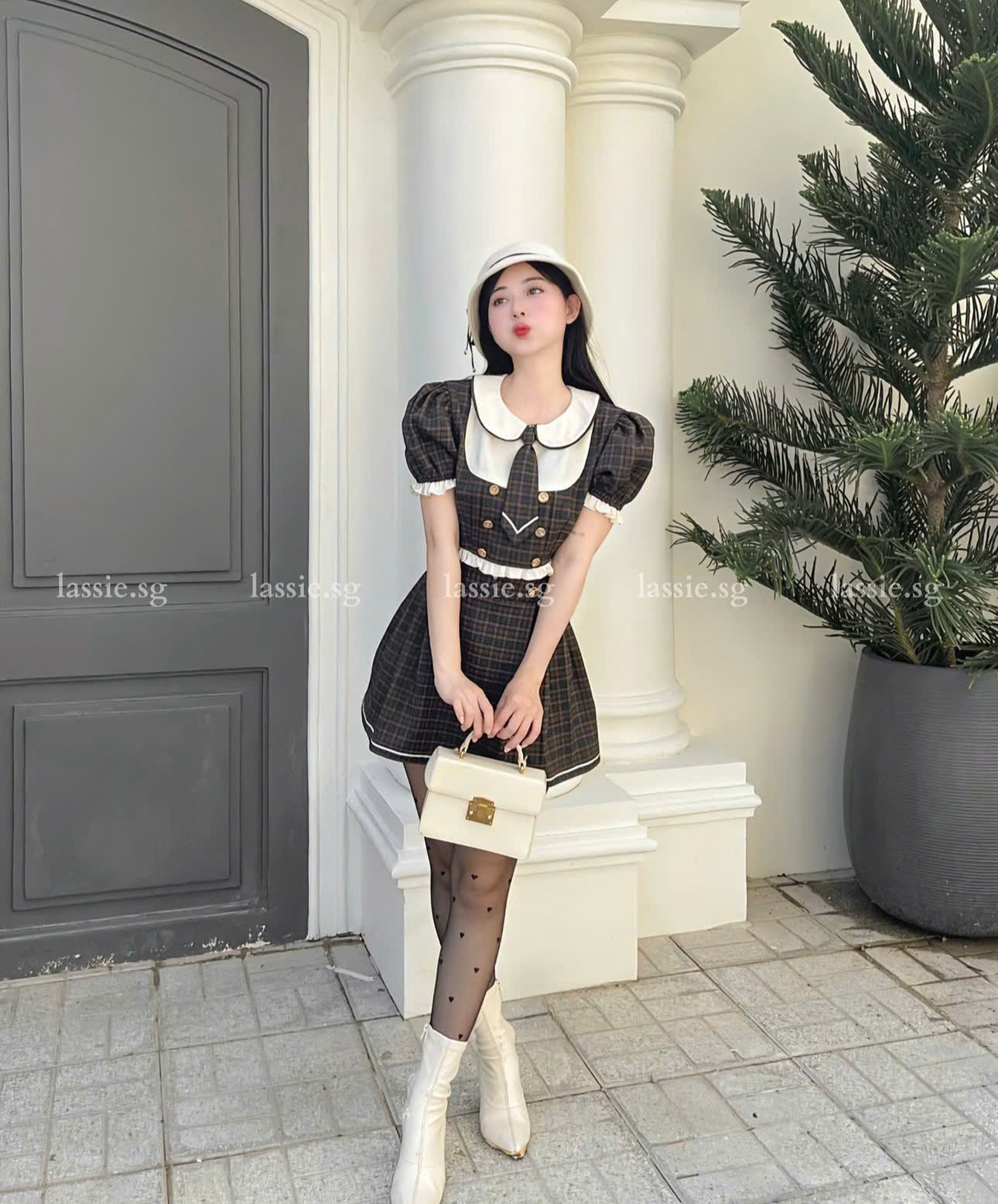 Áo Croptop Cổ Bèo Thương Hiệu Lassie (Không kèm cà vạt)