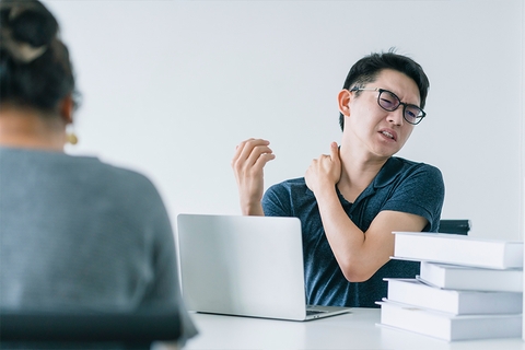 11 CÁCH CHỮA ĐAU MỎI CỔ VAI GÁY TẠI NHÀ – AN TOÀN, HIỆU QUẢ CAO