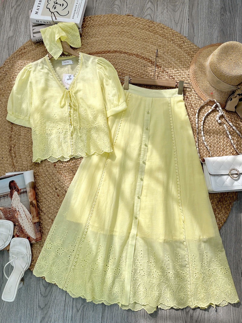 Set Váy Nữ Áo Nơ Mix Chân Váy Viền Ren Dọc Chất Boi Thêu Đi Du Lịch MIMIX - FM7