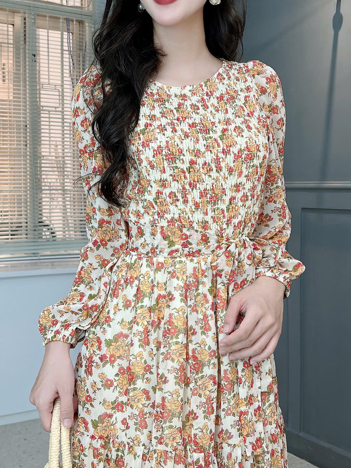 Váy Maxi Hoa Tay Dài Smocking Thân Dáng Dài Chất Tơ Đi Du Lịch MIMIX - FD9