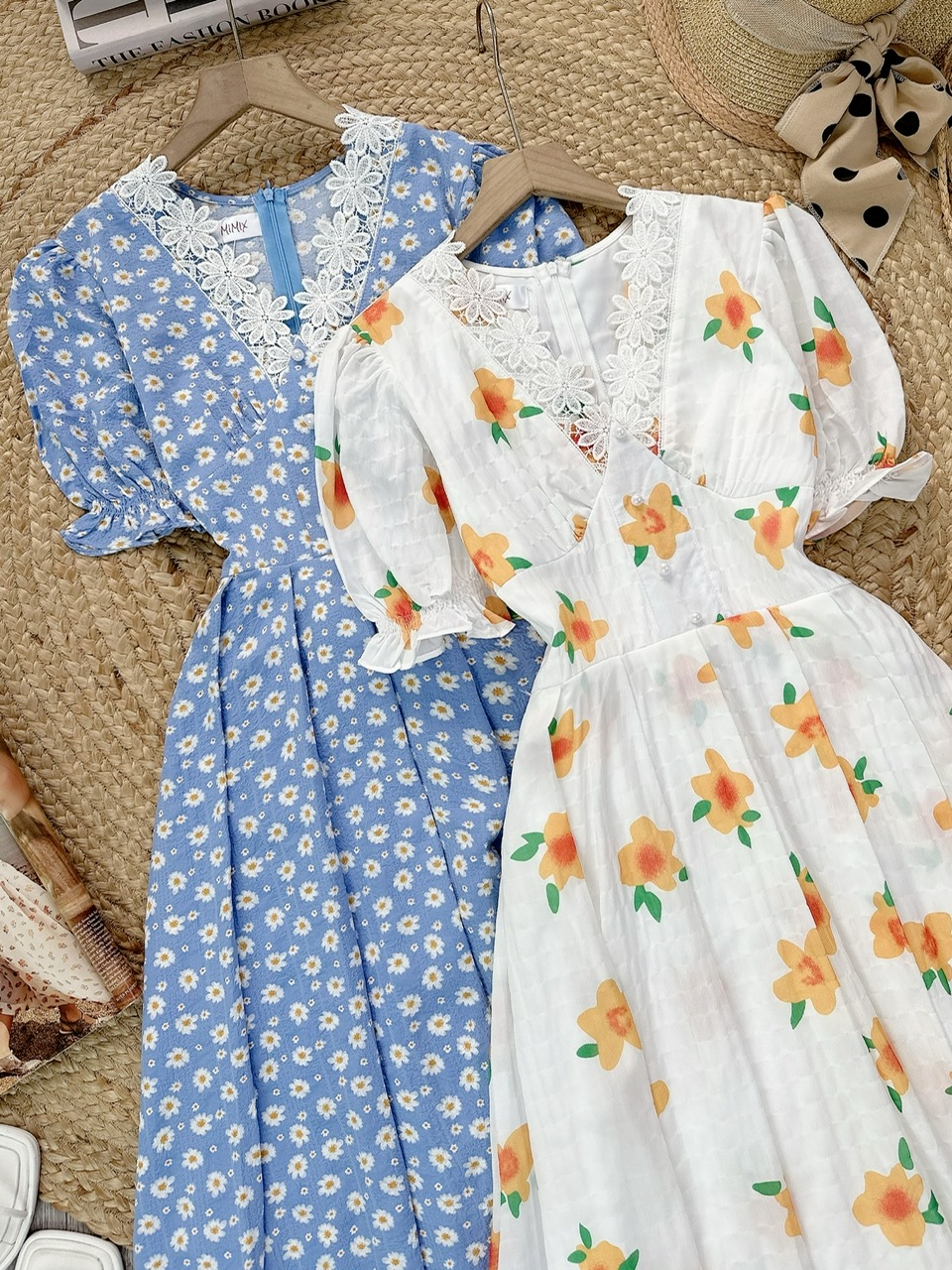 Váy Maxi Cổ V Viền Ren Dáng Dài Chất Cotton In Hoa Đi Dạo Phố MIMIX - FD8