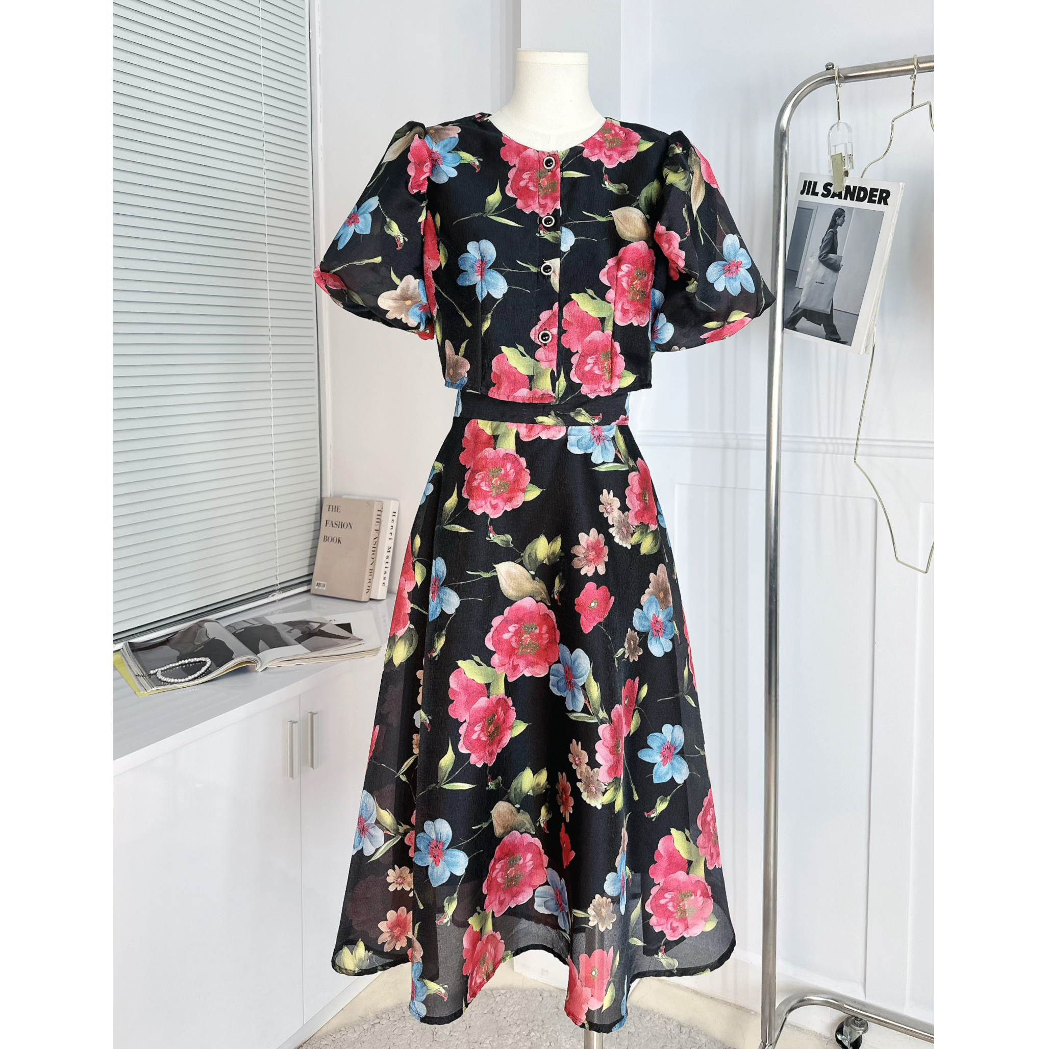 Set Váy Nữ Áo Tay Bồng Cổ Tròn Mix Chân Váy Midi Xòe Chất Tơ Sống Nhũ Đi Làm Đi Chơi MIMIX - CP5