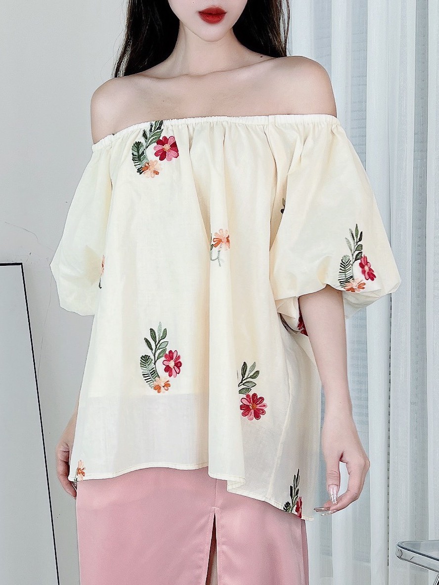Áo Kiểu Nữ Trễ Vai Tay Bồng Boi Thêu Hoa Đi Du Lịch MIMIX - DP6