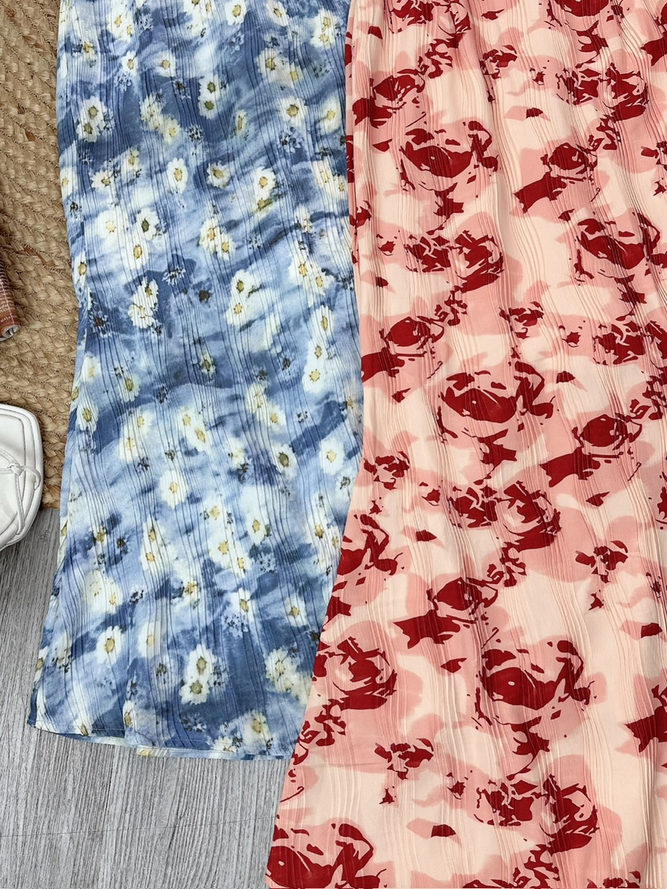 Đầm 2 Dây Hoa Dập Ly Lượn Sóng Kèm Xoắn Trước Chất Mango Dập Ly Sóng Đi Biển MIMIX - EA0