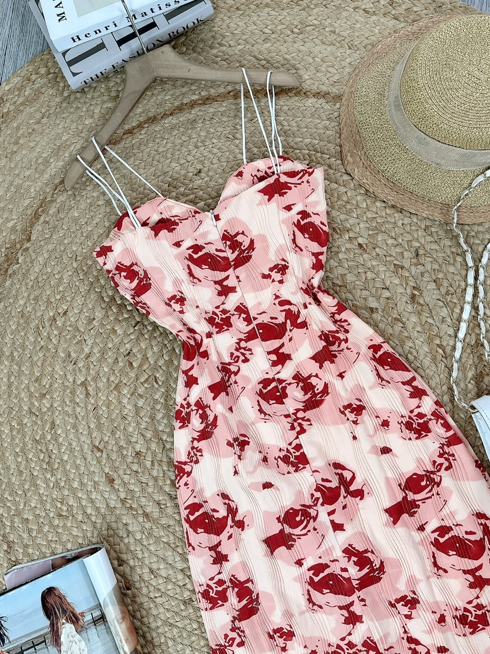 Đầm 2 Dây Hoa Dập Ly Lượn Sóng Kèm Xoắn Trước Chất Mango Dập Ly Sóng Đi Biển MIMIX - EA0