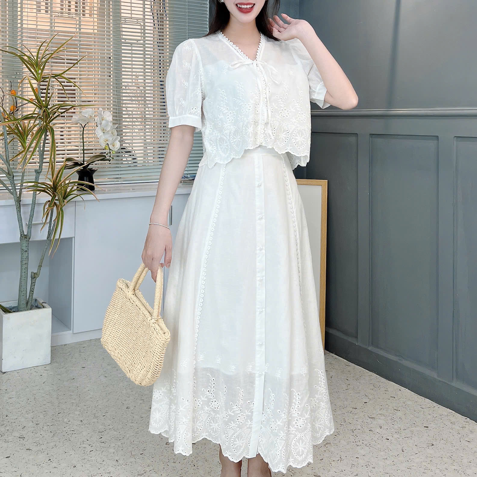 Set Váy Nữ Áo Nơ Mix Chân Váy Viền Ren Dọc Chất Boi Thêu Đi Du Lịch MIMIX - FM7