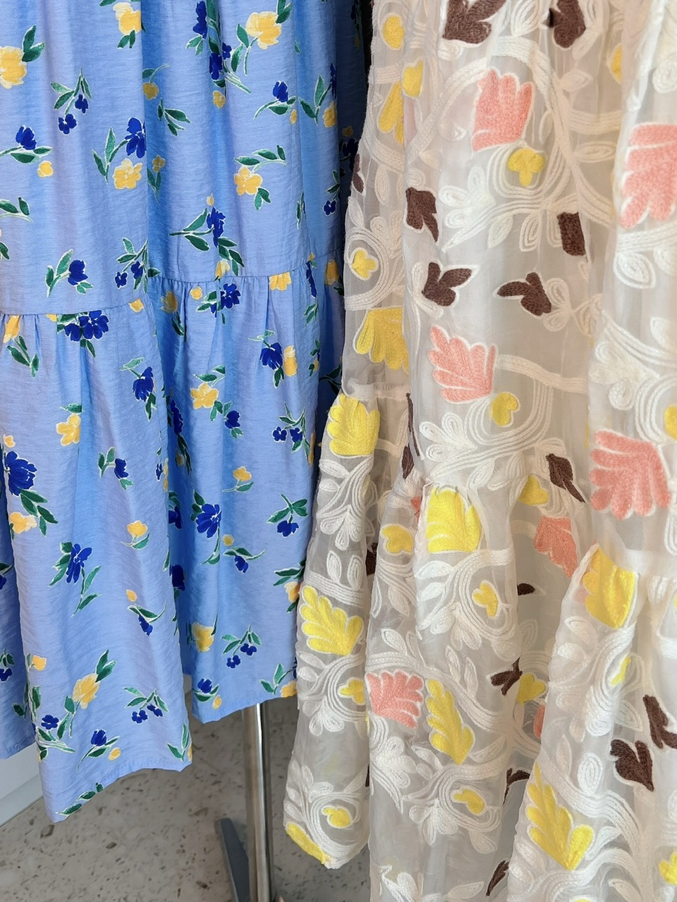 Set Váy Nữ Áo Lưng Bo Thun Mix Chân Váy Hoa Dáng Dài Chất Linen Ướt Đi Biển MIMIX - EW8