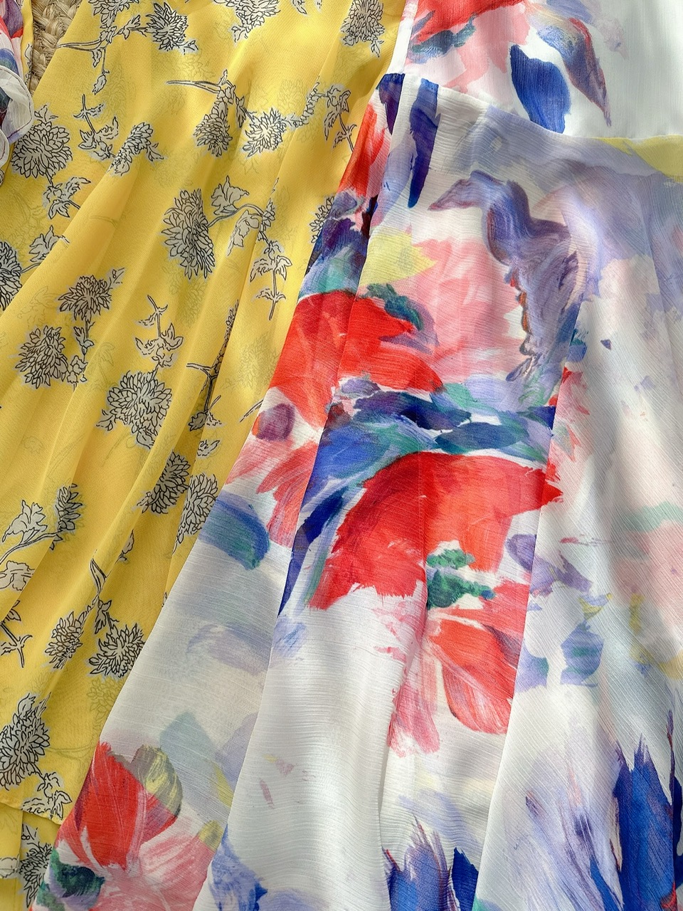 Set Váy Hoa Áo Đắp Chéo Mix Chân Váy Dáng Dài Xòe Đi Biển MIMIX - FC6