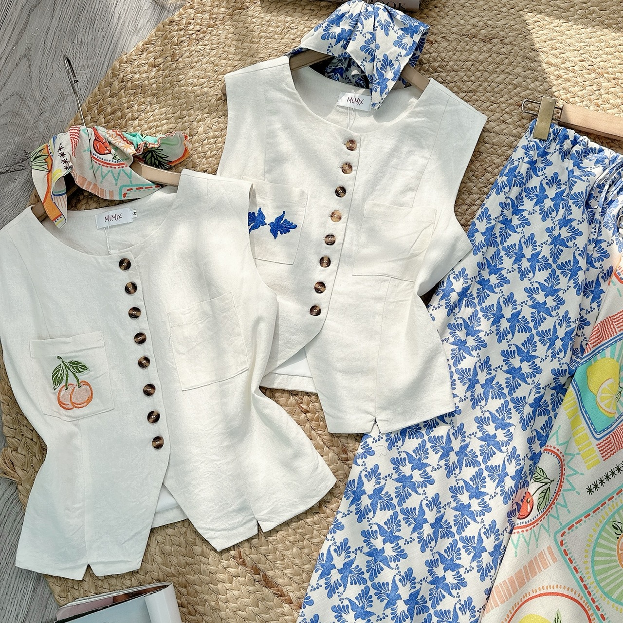 Set Bộ Thêu Áo Gile Mix Chân Váy Họa Tiết Chất Linen Đi Biển MIMIX - FE5