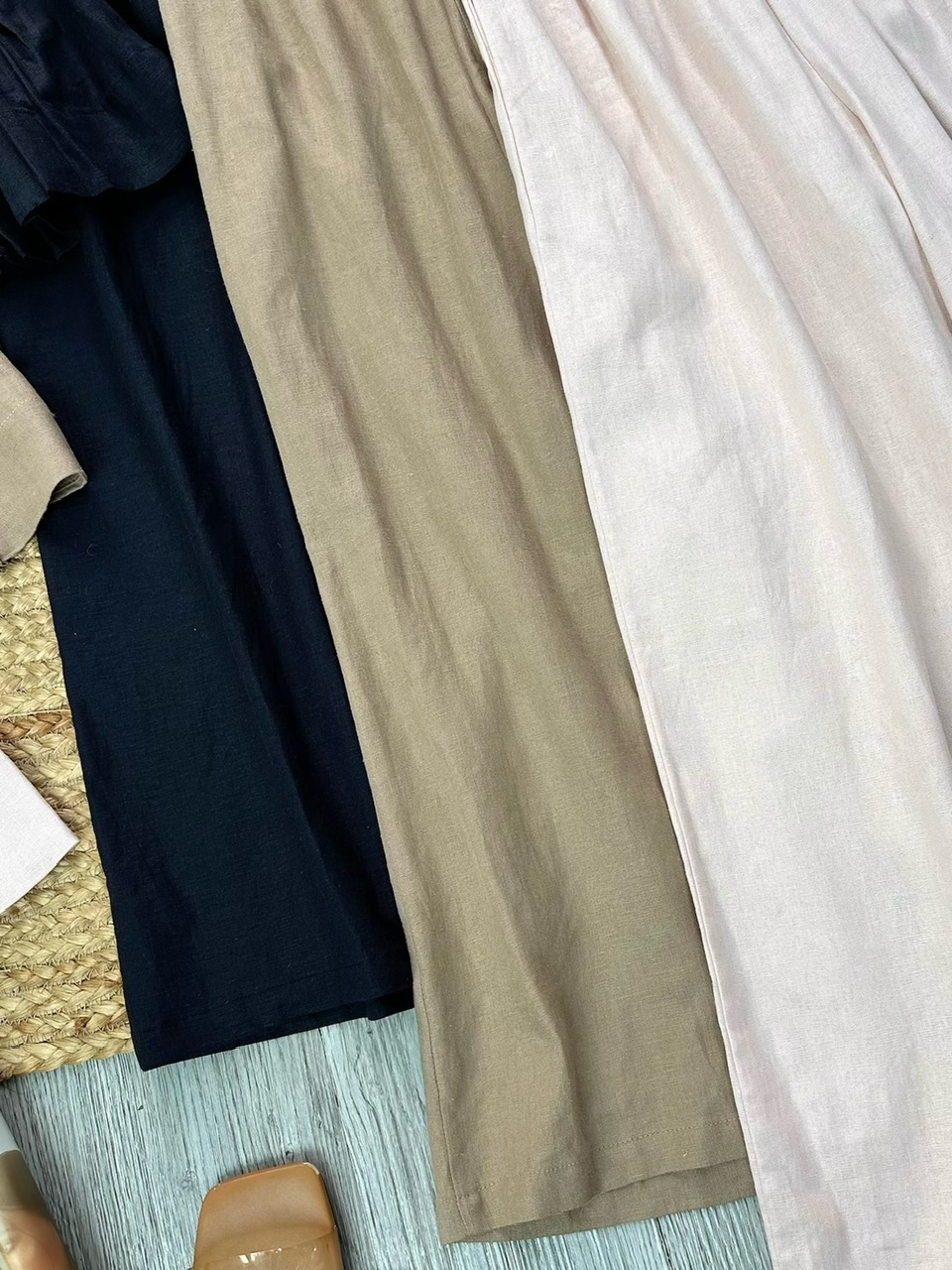 Set Áo Sát Nách Cổ Tròn Xếp Ly Mix Quần Suông Dài Chất Linen Cotton Đi Dạo Phố MIMIX - FH9