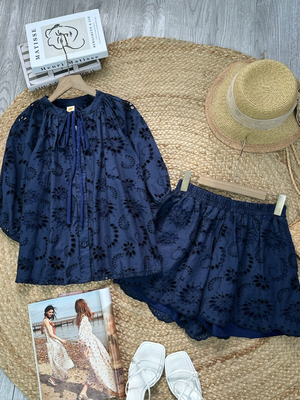 Set Short Nữ Áo Boi Thêu Mix Nơ Và Quần Dáng Ngắn Chất Boi Thêu Dày Đi Dạo Phố MIMIX - FI5