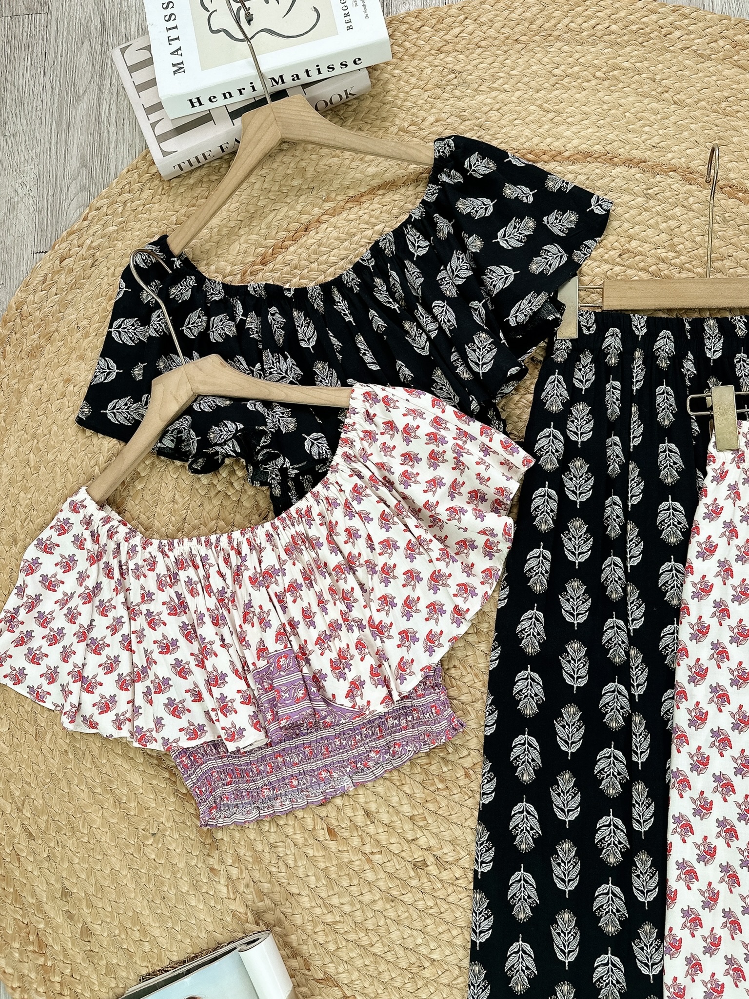 Set Bộ Nữ Áo Croptop Bèo Mix Quần Suông Dài Họa Tiết Đi Biển Đi Tiệc MIMIX - FK9