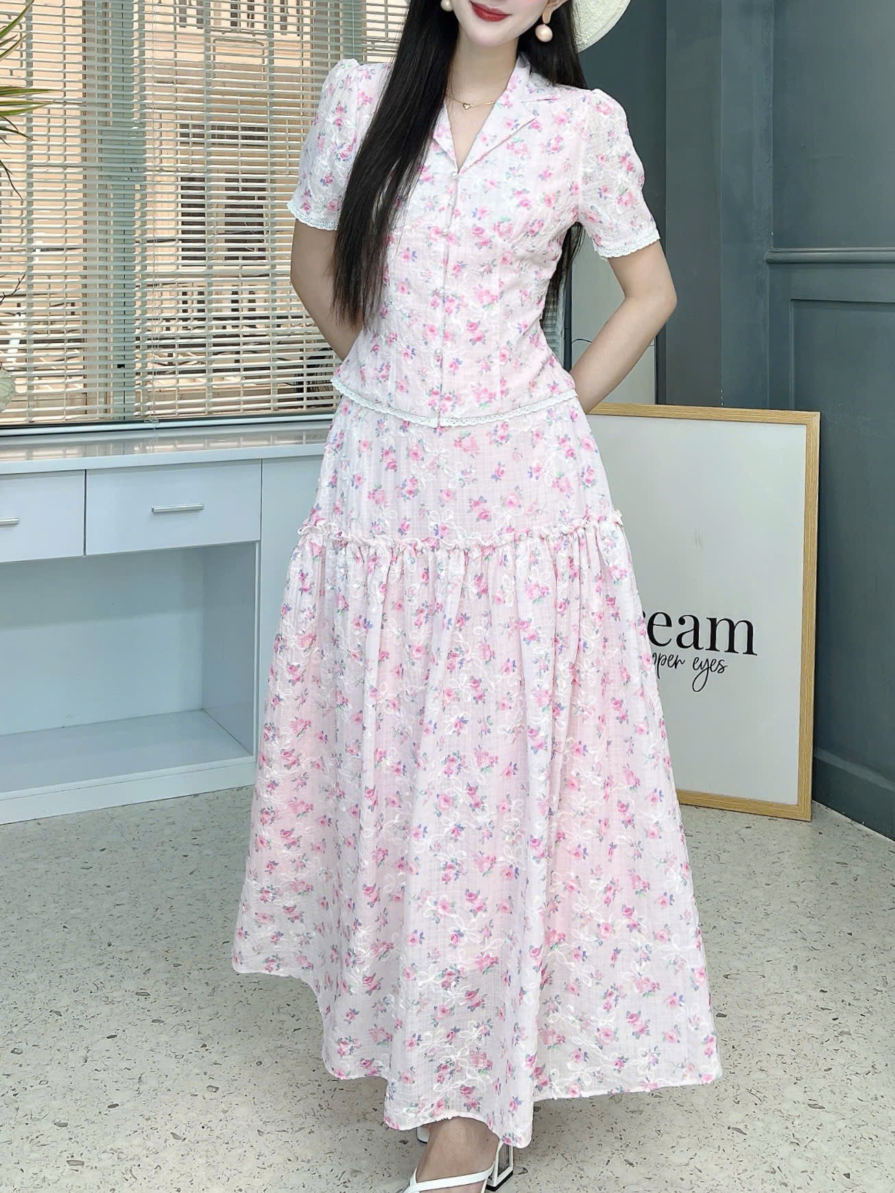 Set Váy Nữ Áo Cổ Vest Viền Ren Mix Chân Váy Trơn Chất Liệu Cotton Thêu Đi Biển MIMIX - FM5