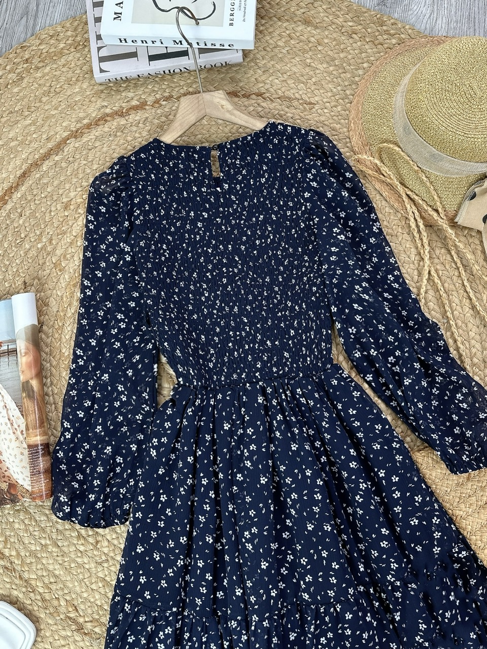 Váy Maxi Hoa Tay Dài Smocking Thân Dáng Dài Chất Tơ Đi Du Lịch MIMIX - FD9