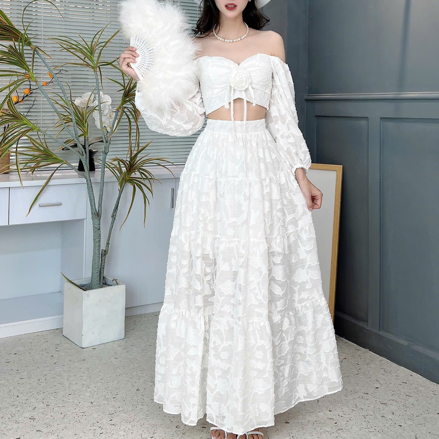 Set Bộ Váy Hoa Áo Croptop Tay Dài Mix Chân Váy Dáng Dài Chất Tơ Đi Du Lịch MIMIX - FD3