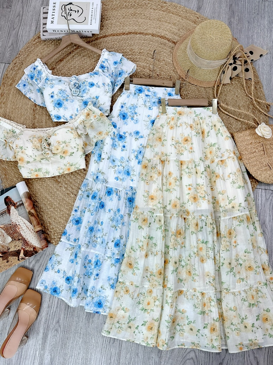 Set Bộ Áo Nhún Vai Bèo Và Chân Váy Xòe 4 Tầng Chất  Tơ Cotton In Hoa Đi Du Lịch MIMIX - FF7