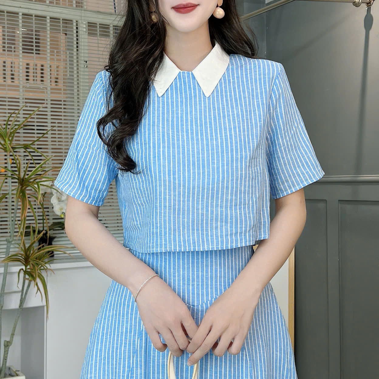 Set Váy Nữ Áo Cổ Sơ Mi Tay Ngắn Mix Chân Váy Dáng Dài Xòe Chất Linen Cotton Đi Biển Đi Tiệc MIMIX - FH5