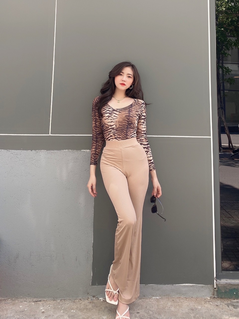 Quần Ống Loe Cạp Cao Trơn Nữ Dáng Suông Dài Thun Tăm Đi Làm Đi Tiệc MIMIX - BN9