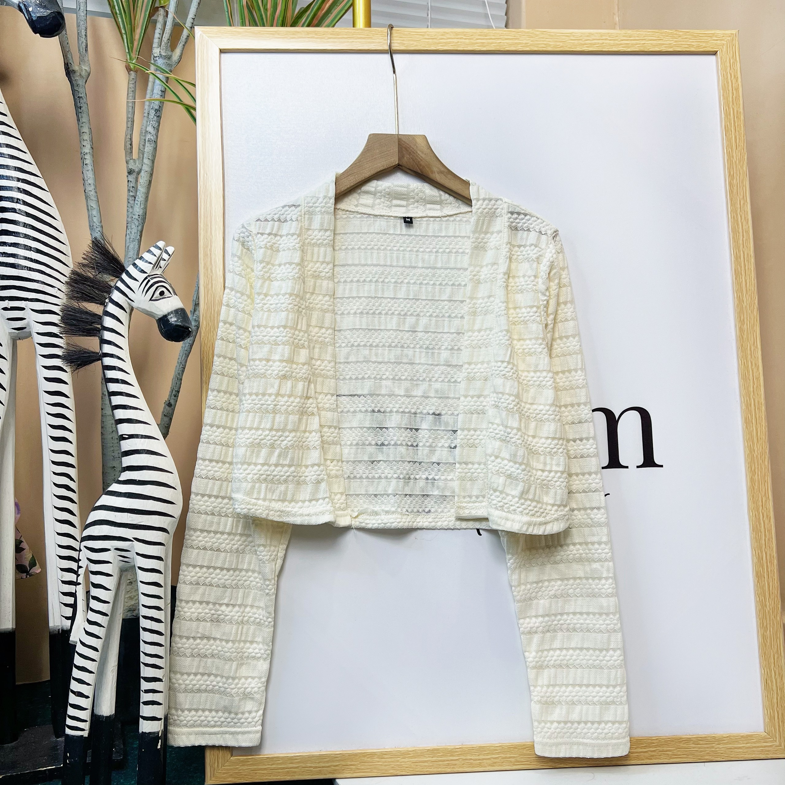 Áo Khoác Len Nữ Tay Dài Form Ngắn Đi Du Lịch MIMIX - CM1