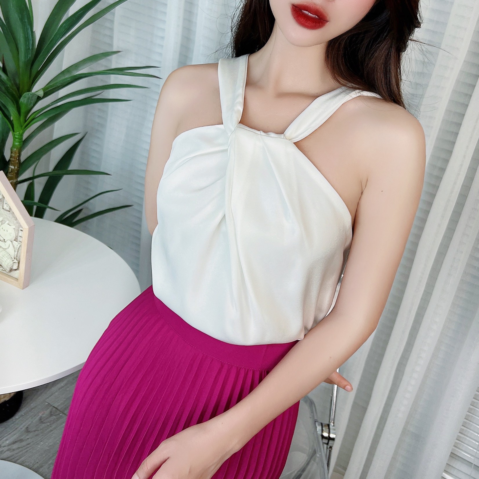 Áo Yếm Trơn Dây Xoắn Chất Lụa Đi Tiệc Đi Du Lịch MIMIX - DD7
