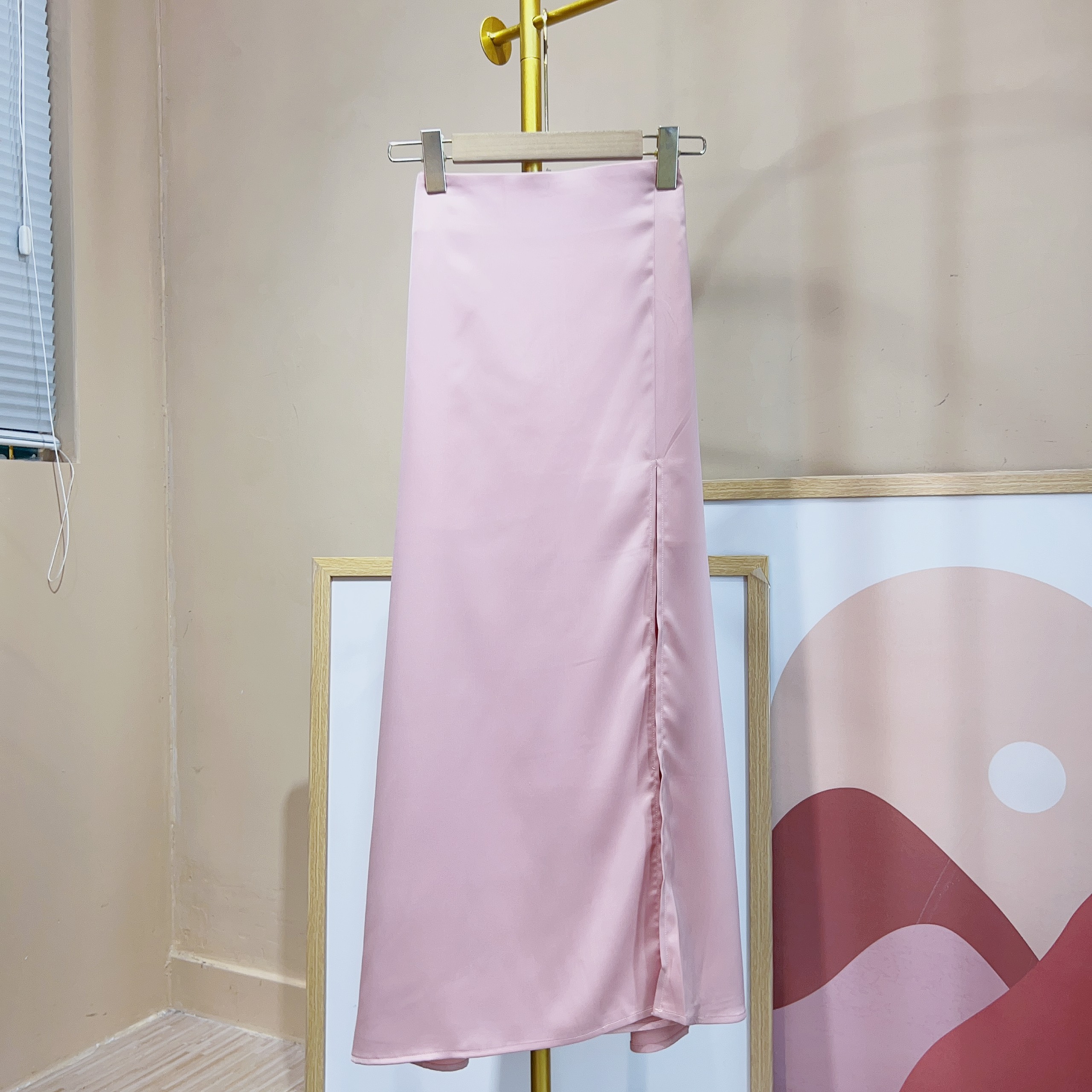 Chân Váy Trơn Nữ Form Xòe A Xẻ Tà Chất Lụa Vân Gỗ Đi Tiệc Đi Làm MIMIX - DE3