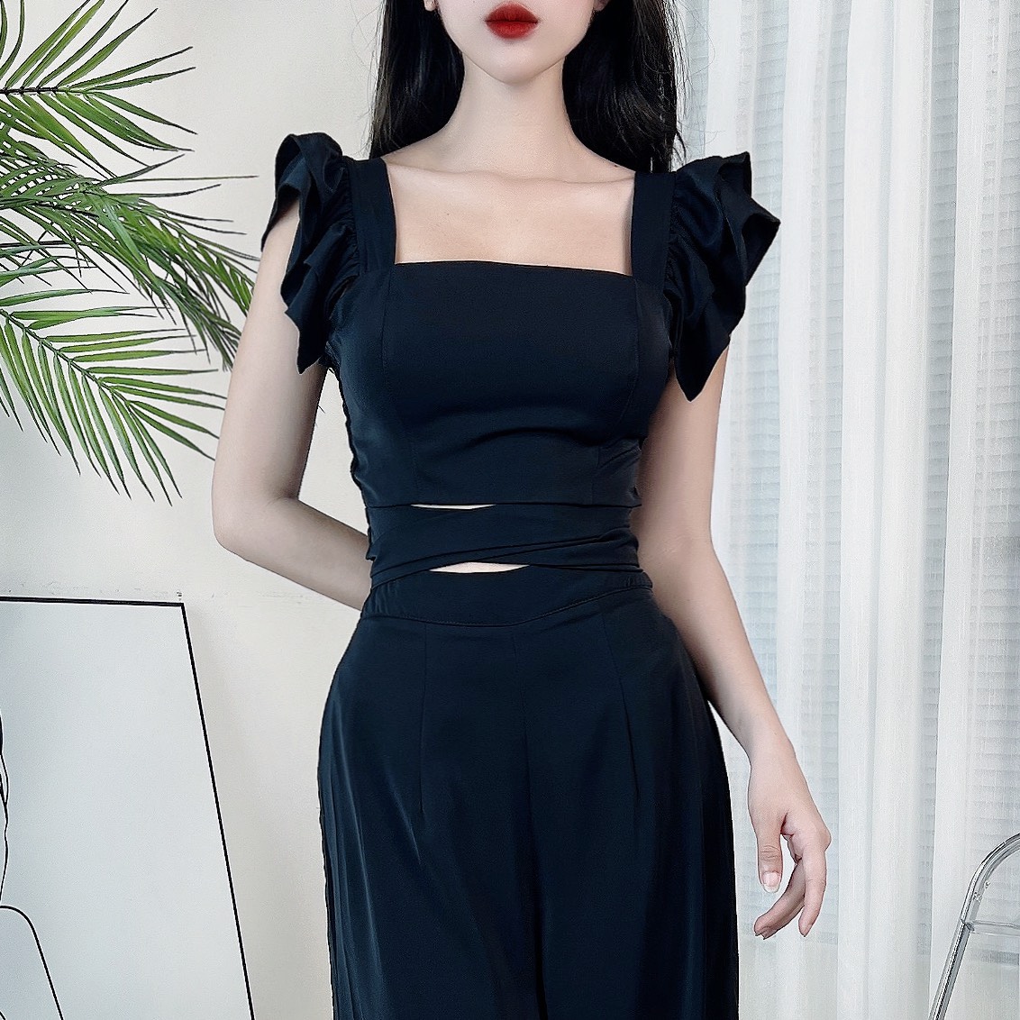Set Bộ Áo Croptop Tay Cánh Tiên Kèm Quần Dài Suông Xẻ Chất Lụa Mango Đi Biển MIMIX - DI9