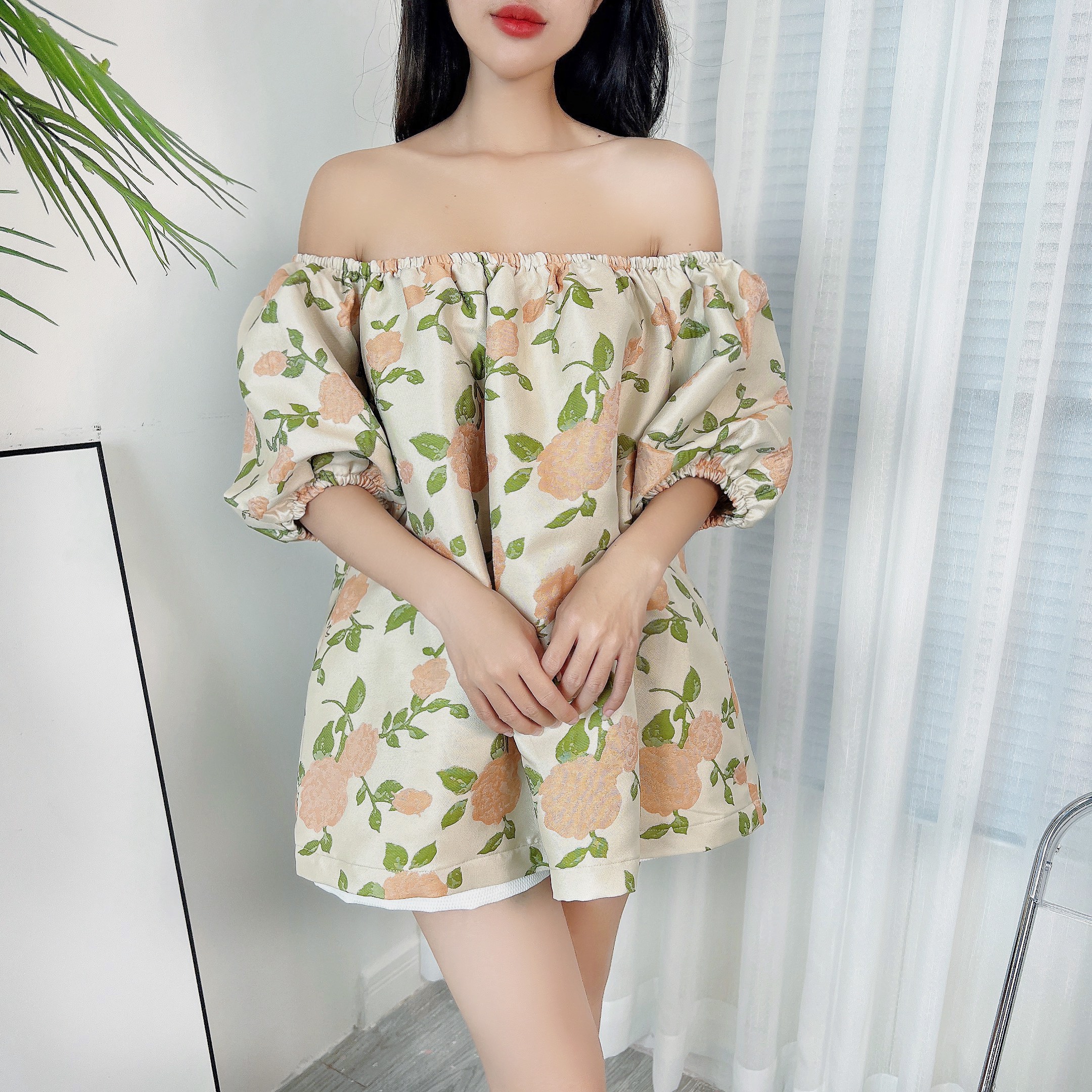 Áo Baby Doll Nữ Trễ Vai Họa Tiết Hoa Hồng Chất Tapfa Lụa 3D Đi Dạo Phố MIMIX - DG9