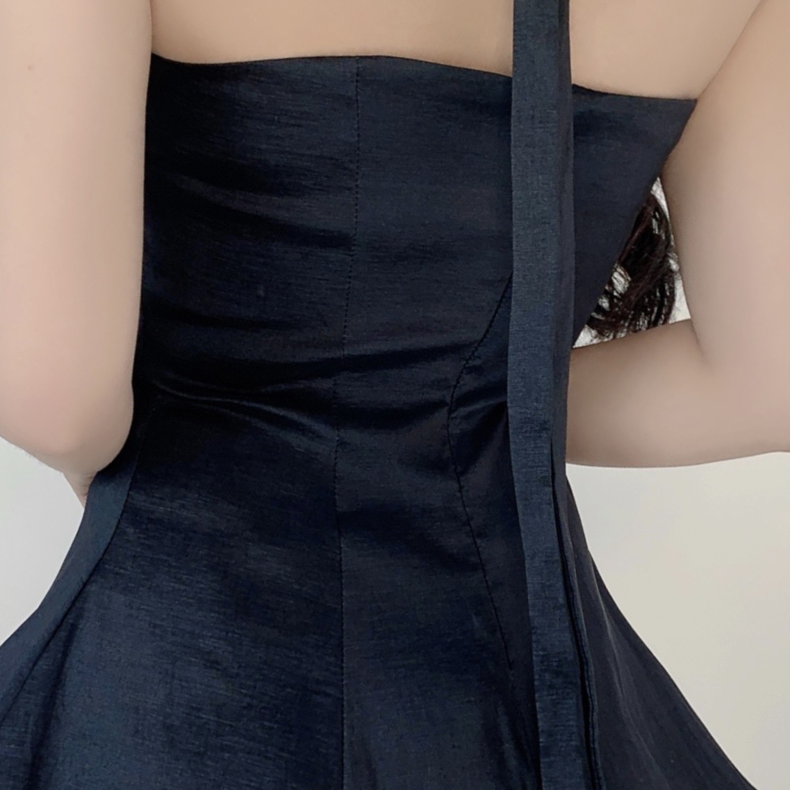 Áo Peplum Viền Trắng Nữ Trơn 2 Dây Phối Viền Trắng Chất Tapfa Đi Làm Đi Du Lịch MIMIX - DJ2