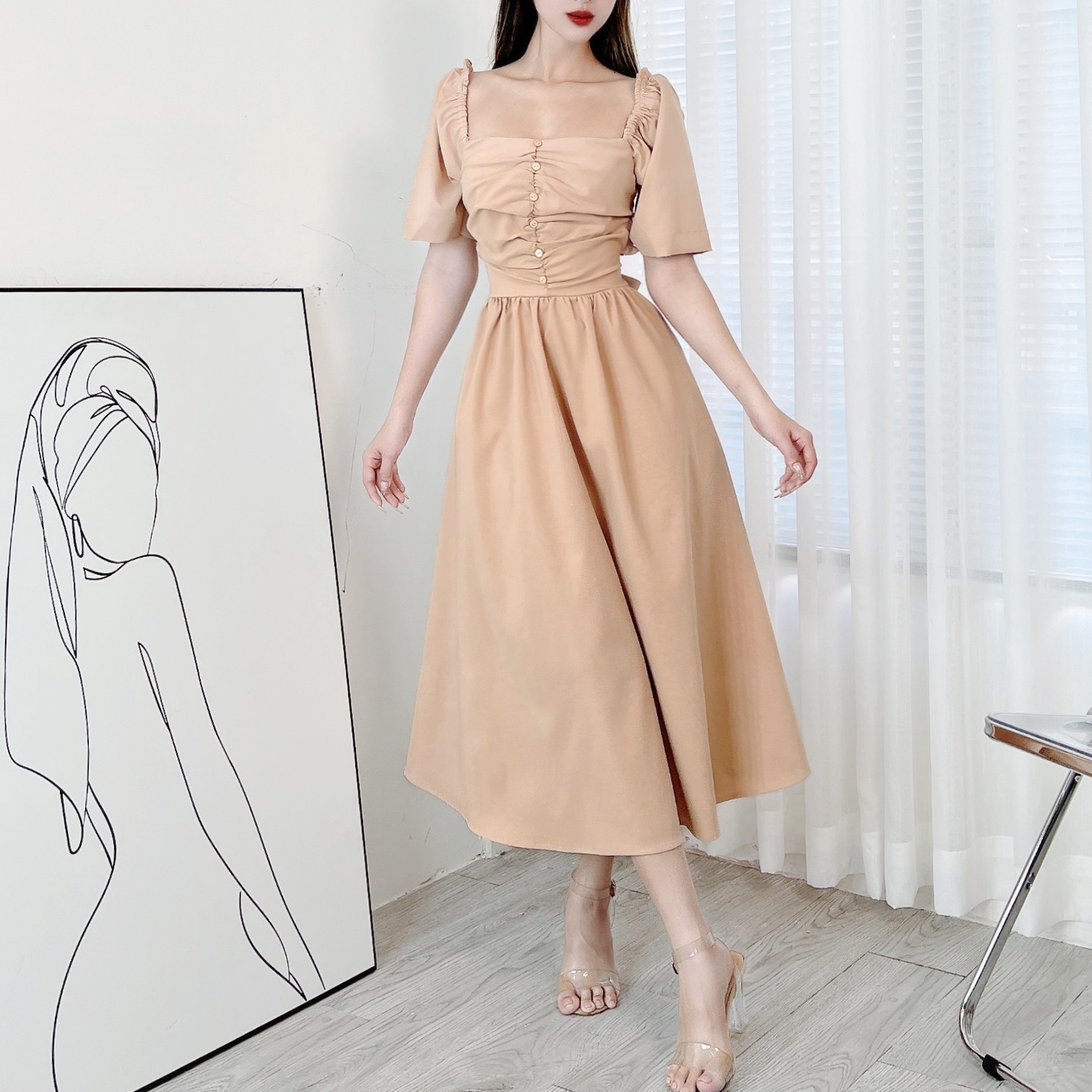Đầm Midi Nữ Trơn Cổ Vuông Tay Ngắn Phối Nút Cut Out Lưng Chất Tuyết Nhung Đi Tiệc MIMIX - DQ4