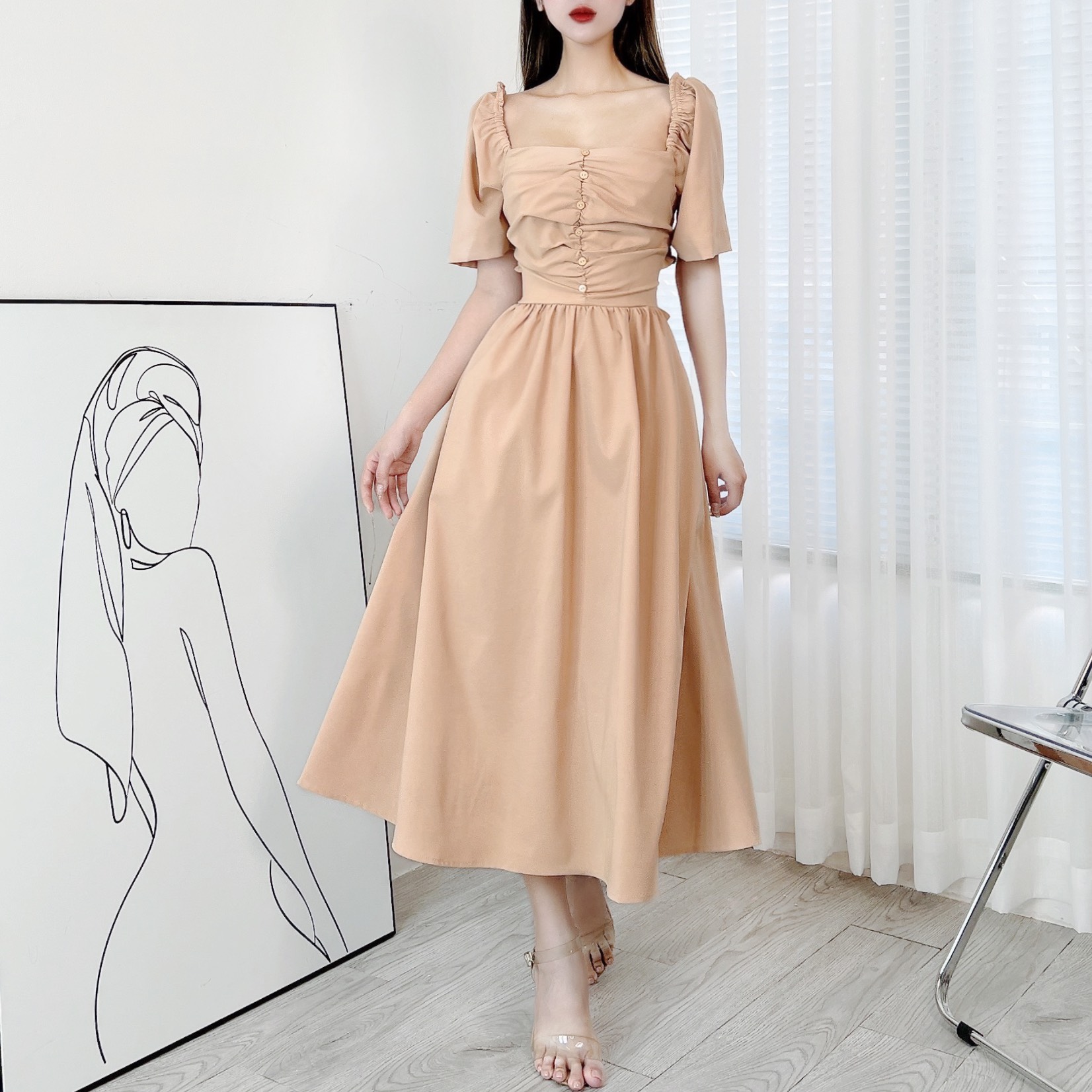 Đầm Midi Nữ Trơn Cổ Vuông Tay Ngắn Phối Nút Cut Out Lưng Chất Tuyết Nhung Đi Tiệc MIMIX - DQ4