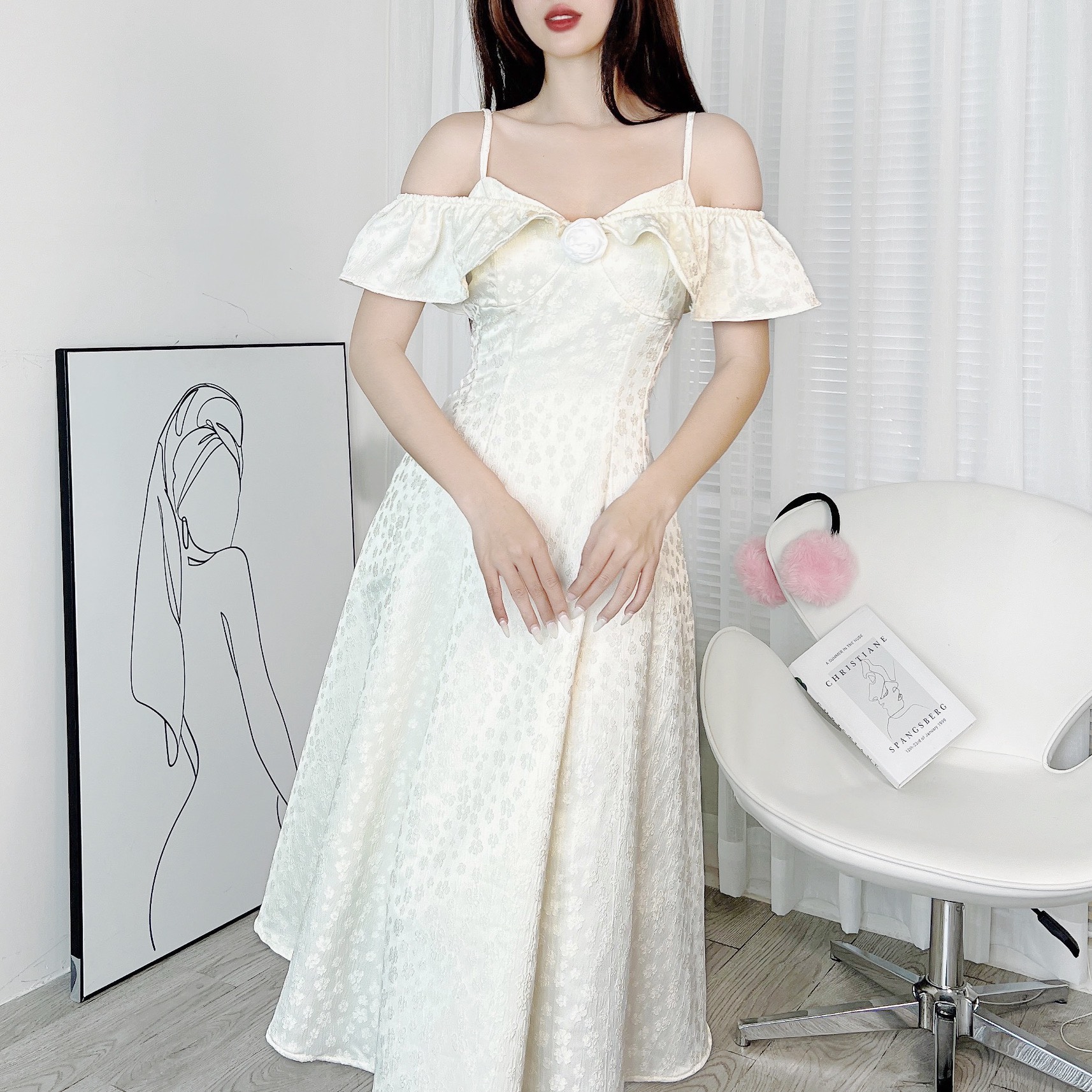 Đầm Midi Gấm 2D Bèo Vai Hoa Ngực Chất Gấm In Hoa QC Đi Tiệc MIMIX - DW0