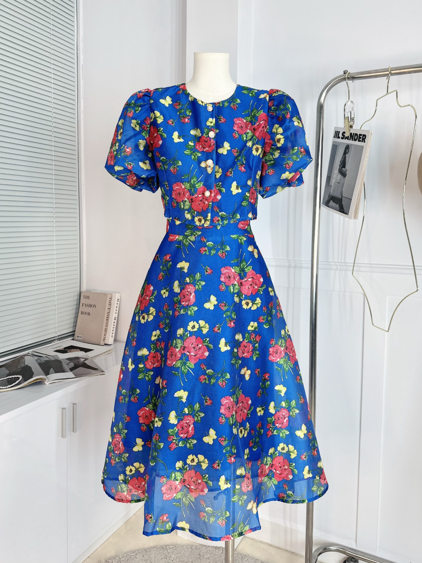 Set Váy Nữ Áo Tay Bồng Cổ Tròn Mix Chân Váy Midi Xòe Chất Tơ Sống Nhũ Đi Làm Đi Chơi MIMIX - CP5