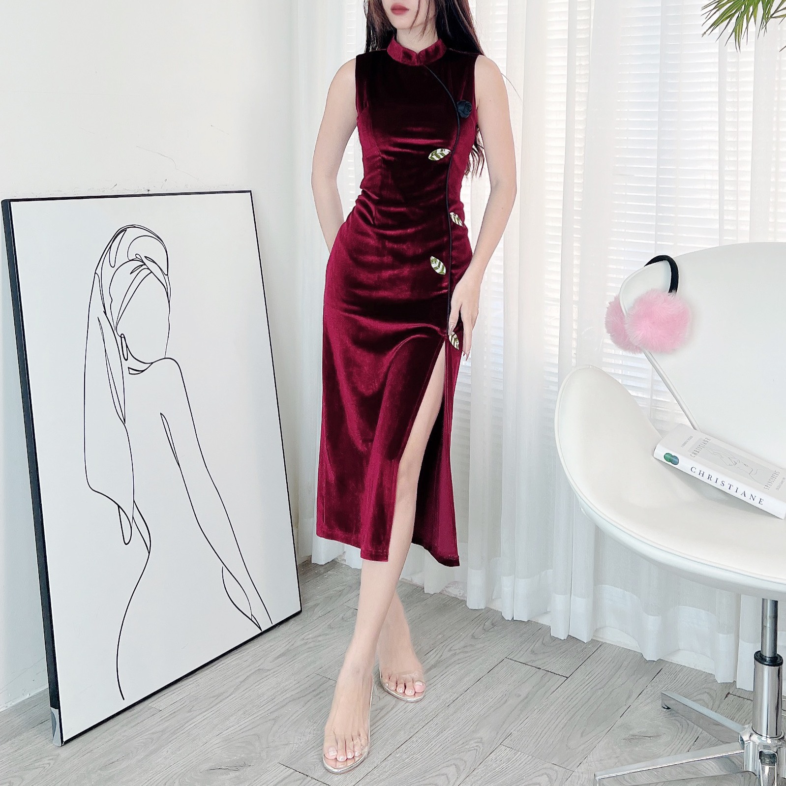 Đầm Body Nhung Nữ Thêu Phối Xẻ Tà 2 Màu Trơn Nhung Thun Thêu Đi Tiệc MIMIX - DZ1
