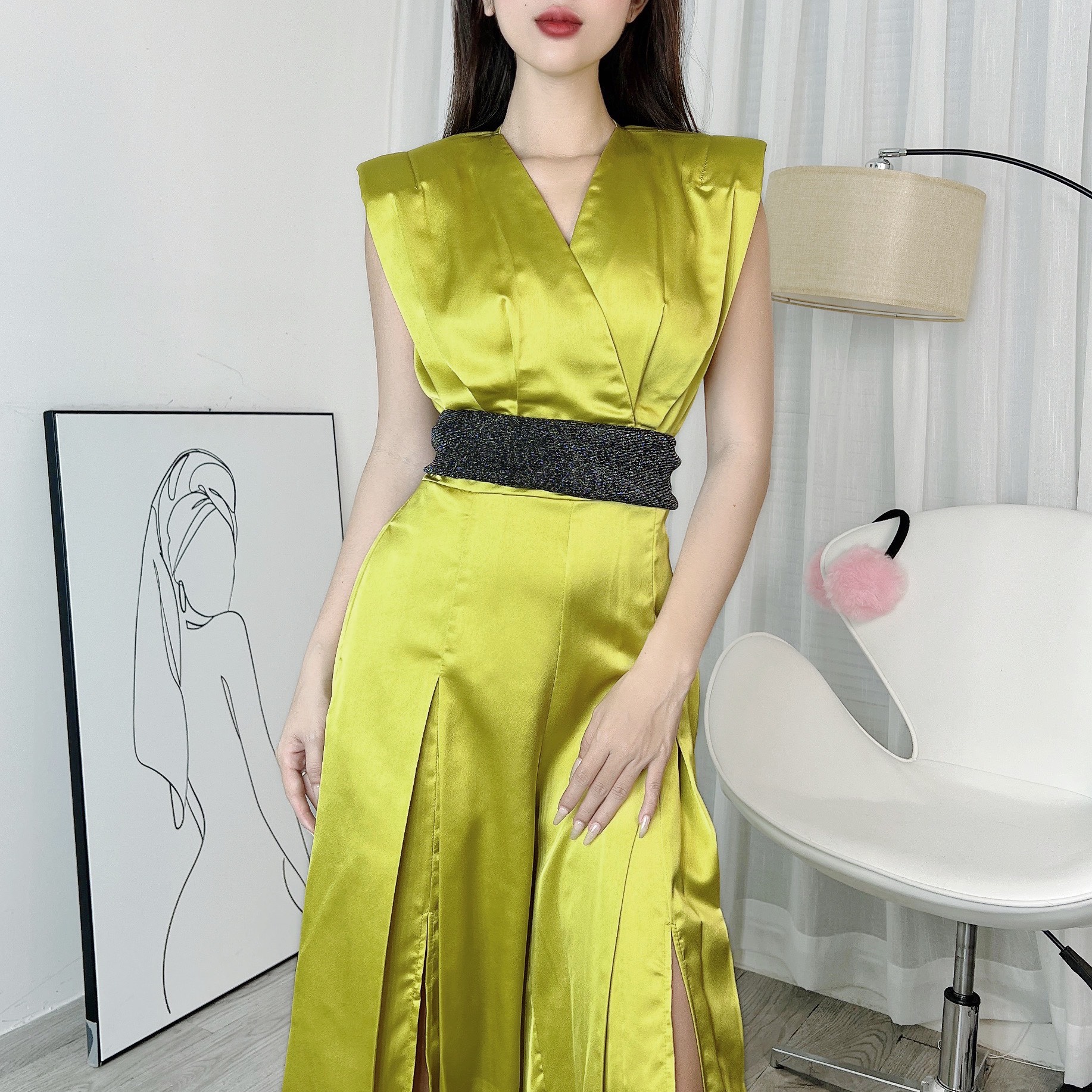 Jumpsuit Nữ Trơn Dáng Dài Cổ V Ống Phối Xẻ Chất Lụa Satin Đi Tiệc MIMIX - DG0