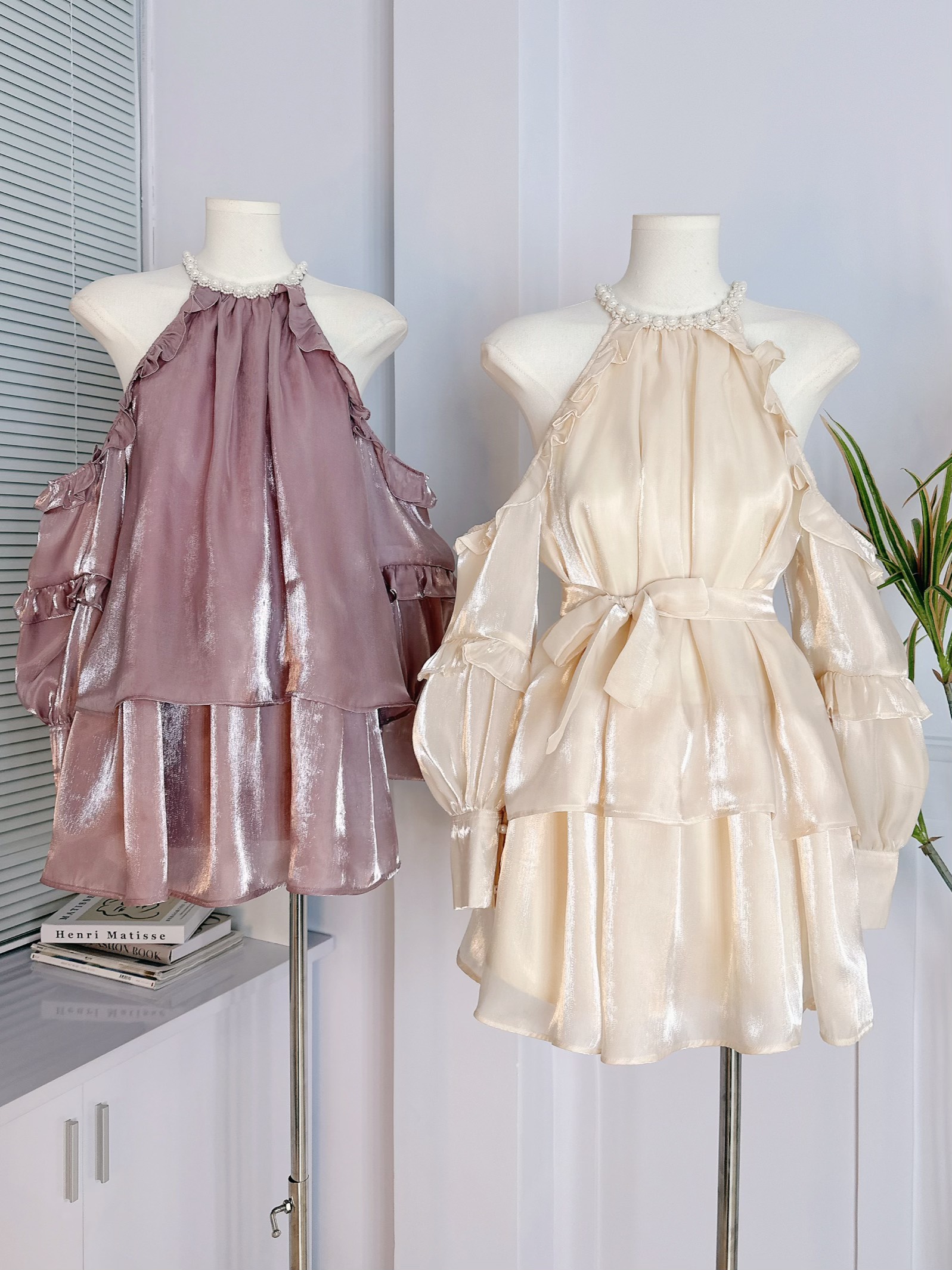 Set Short Trơn Nữ Cổ Áo Phói Ngọc Tay Dài Kèm Quần Trendy Đi Biển Đi Dạo MIMIX - EB8