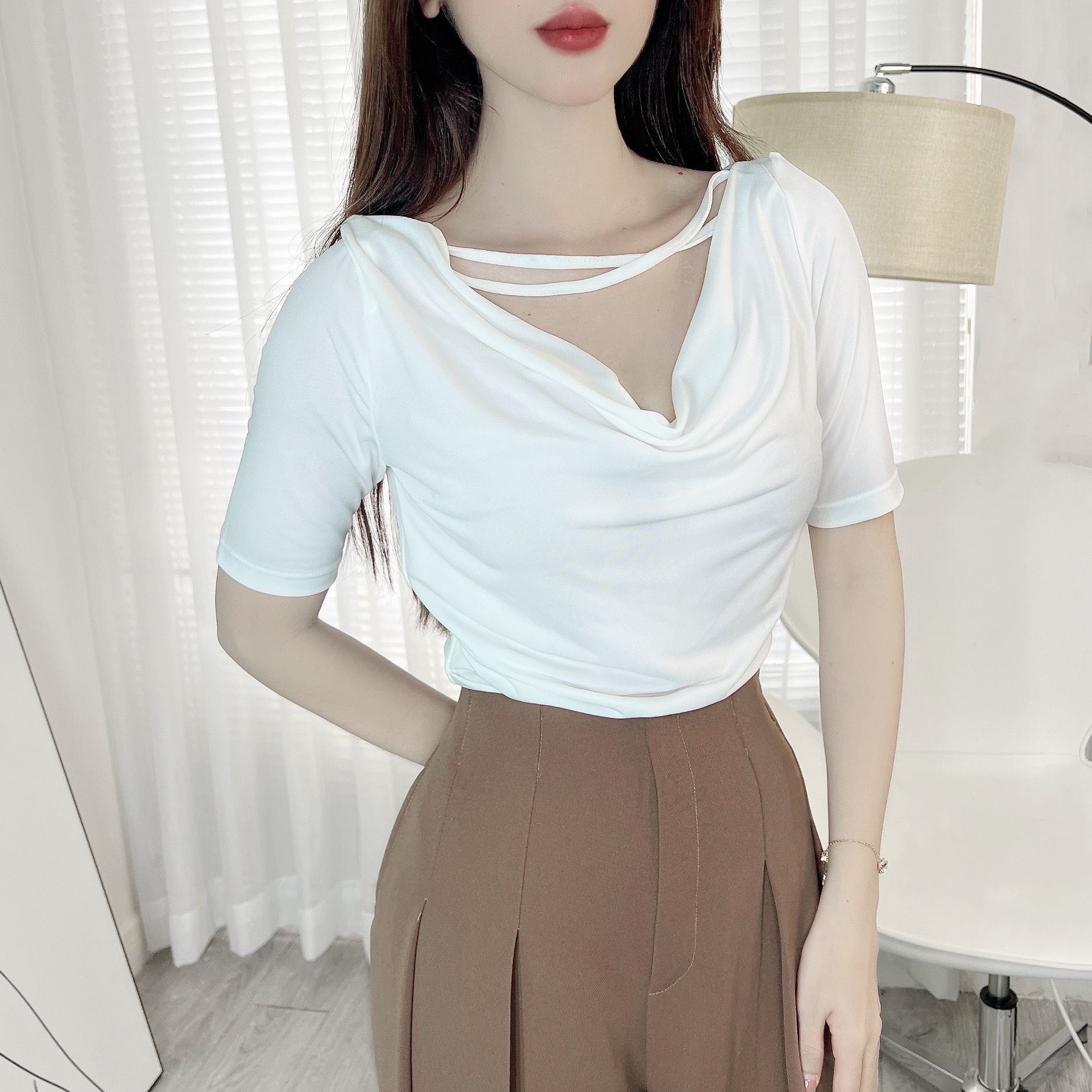 Áo Thun Nữ Tà Nhọn Phối Dây Đôi Tay Ngắn Chất Thun Lạnh Ladong Công Sở MIMIX - EE4