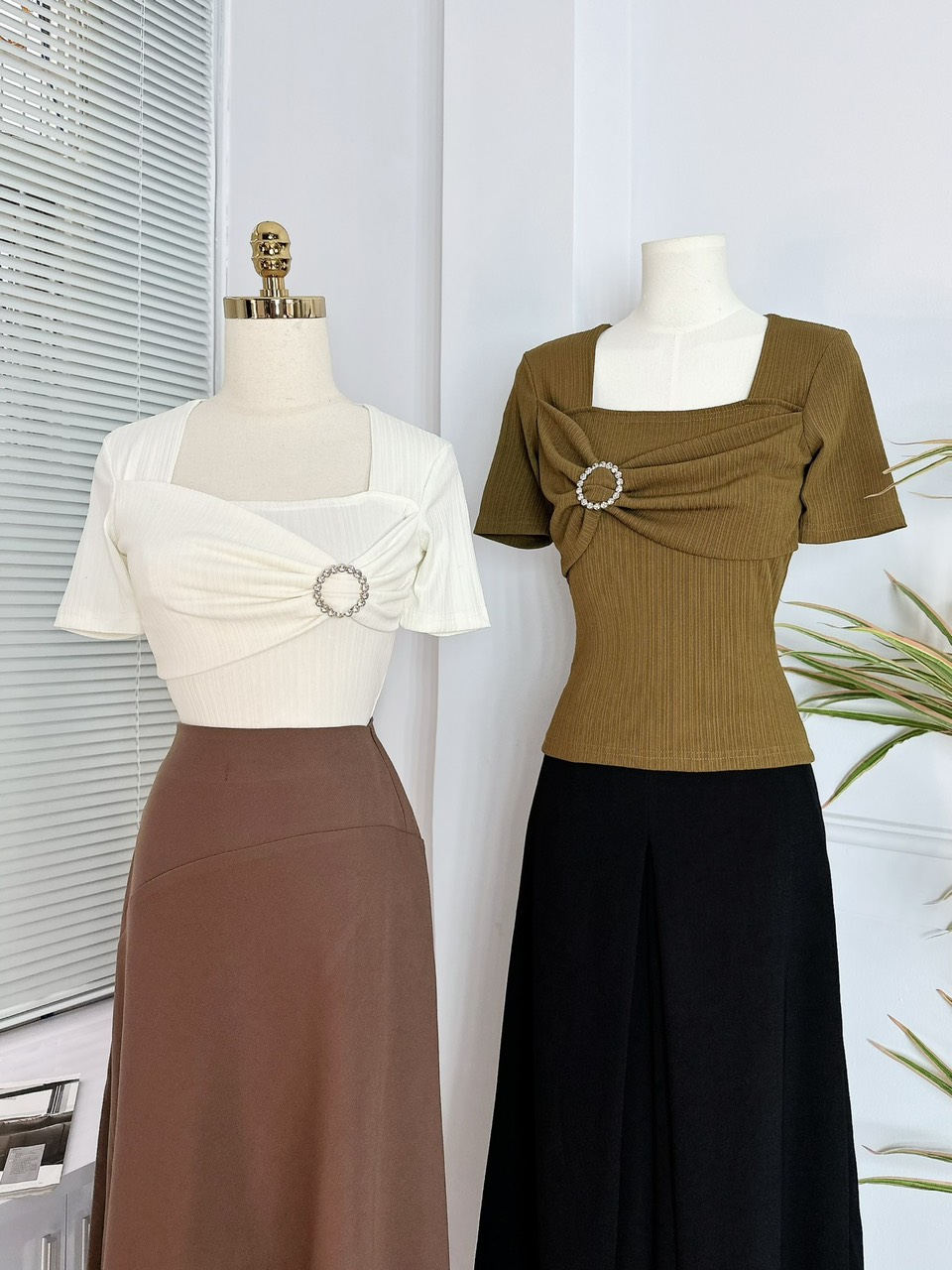 Áo Kiểu Tay Ngắn Phối Khoen Chất Thun Tăm Quảng Châu Đi Du Lịch MIMIX - EF4