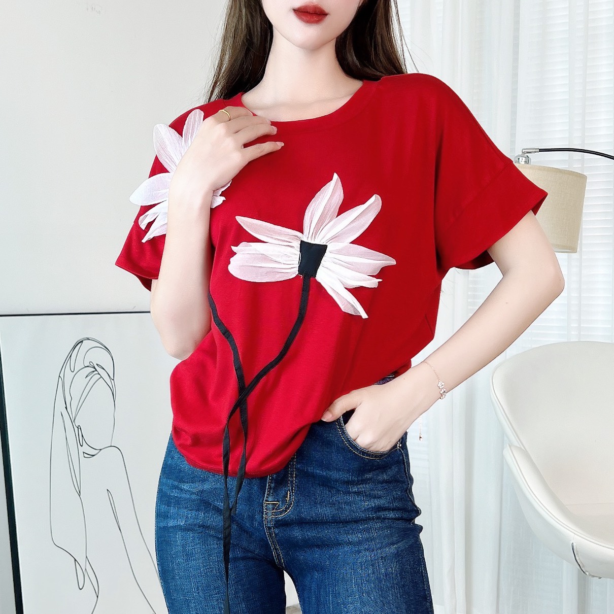 Áo Thun Nữ Cổ Tròn Đính Hoa 4 Màu Basic Chất Borip QC Đi Biển MIMIX - EH3