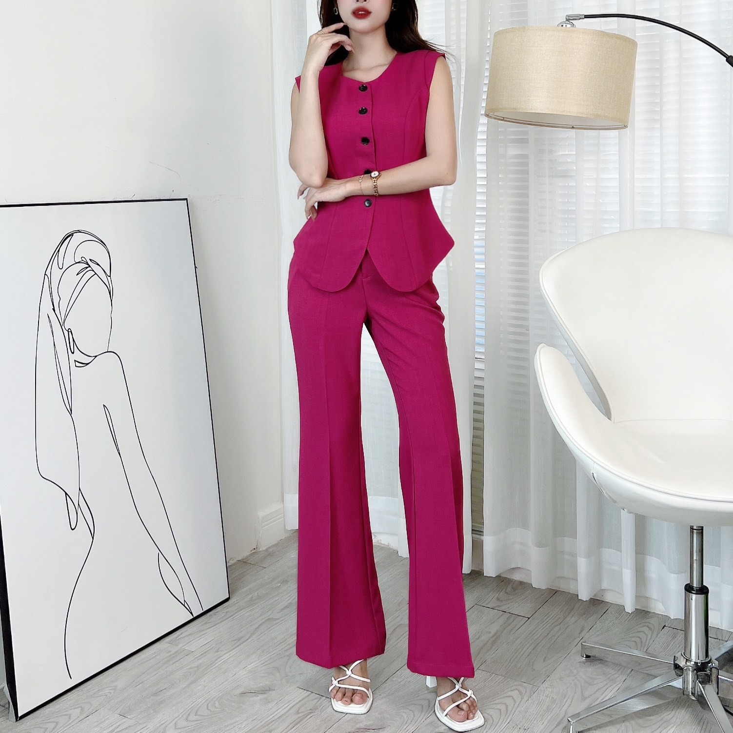 Set Gile Trơn Nữ Áo Cổ Tròn Vạt Bầu Phối Nút Và Quần Ống Loe Dáng Dài Chất Chéo MIMIX - EI5