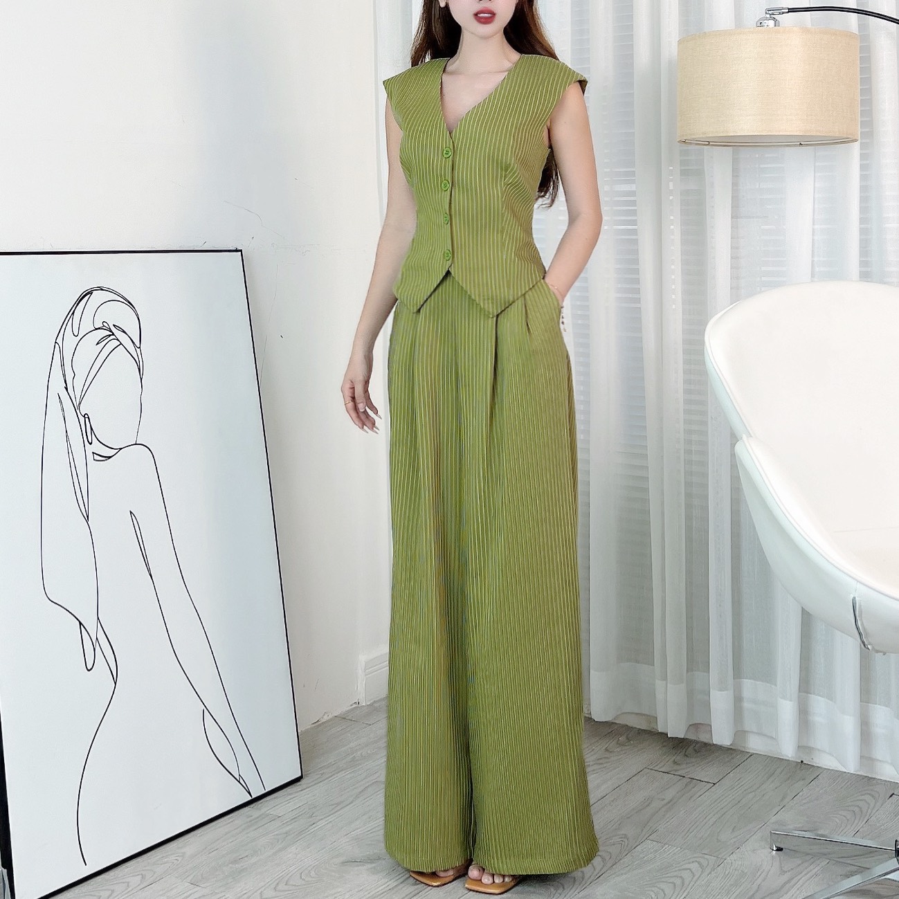 Set Bộ Áo Gile Cổ V Tà Nhọn Kèm Quần Dáng Suông Chất Linen Lụa Sọc Đi Tiệc MIMIX - EJ5
