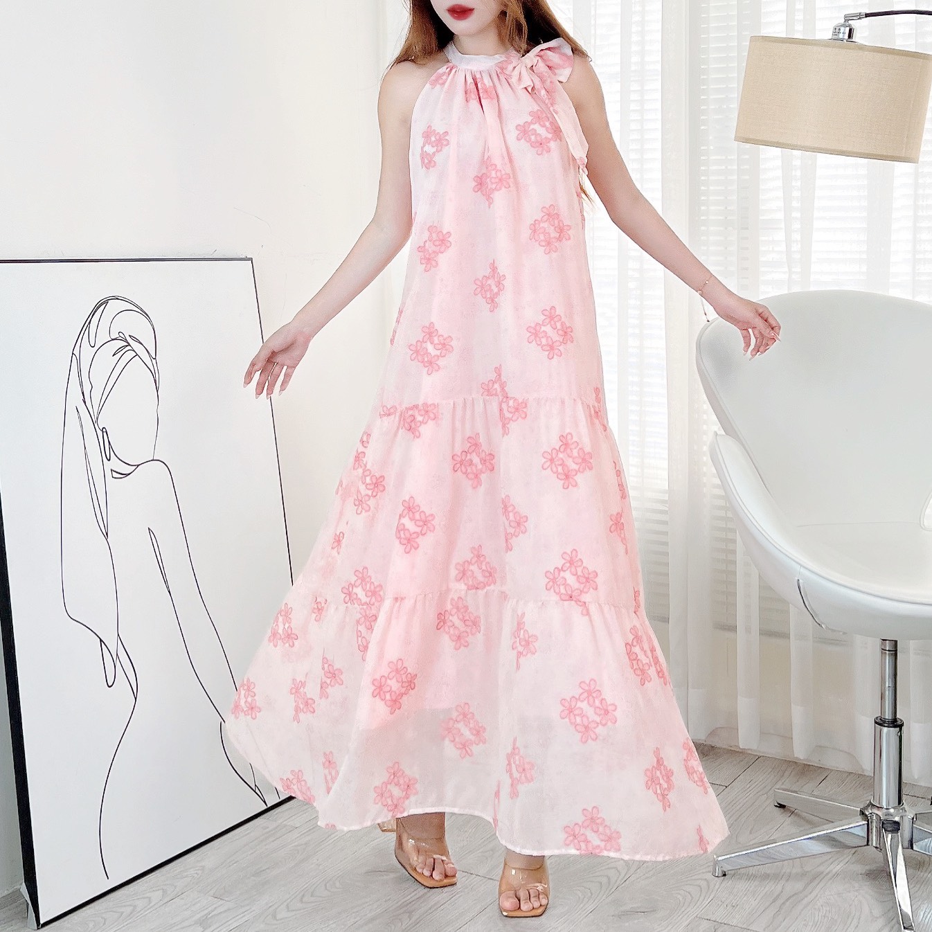 Đầm Maxi Yếm Nữ Thêu Hoa Chất Tơ Lụa Thêu Hoa 3D Đi Biển Đi Tiệc MIMIX - EM0