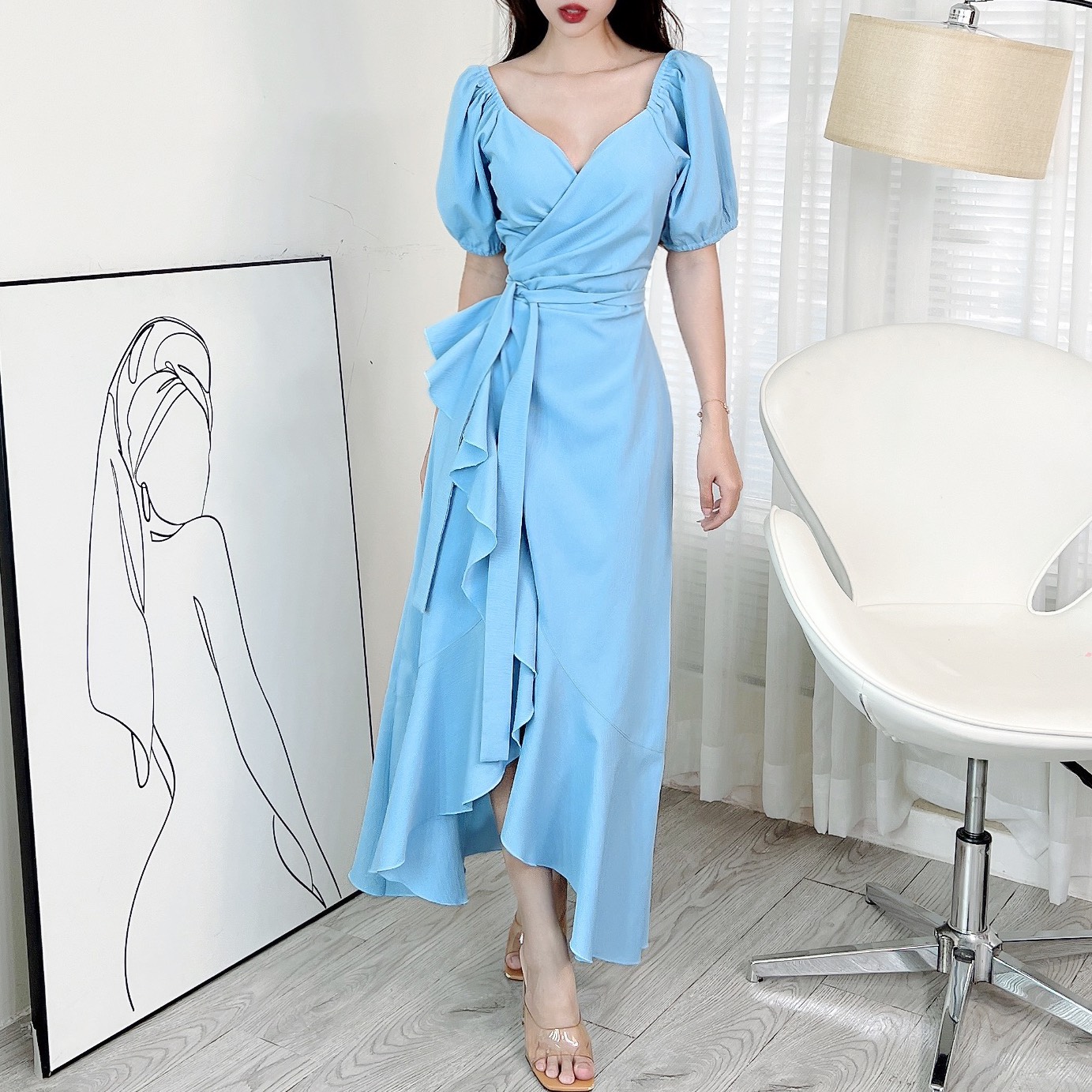 Đầm Maxi Đắp Chéo Viền Bèo Tay Bí 3 Màu Chất Đũi Vân Gỗ Đi Biển MIMIX - EO2