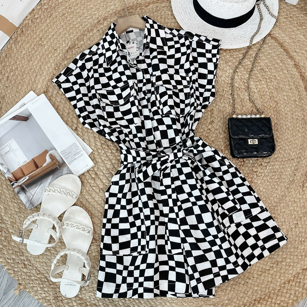 Jumpsuit Short Hoa Phối Túi Hộp Chất Linen Bột Đi Du Lịch MIMIX - ES5