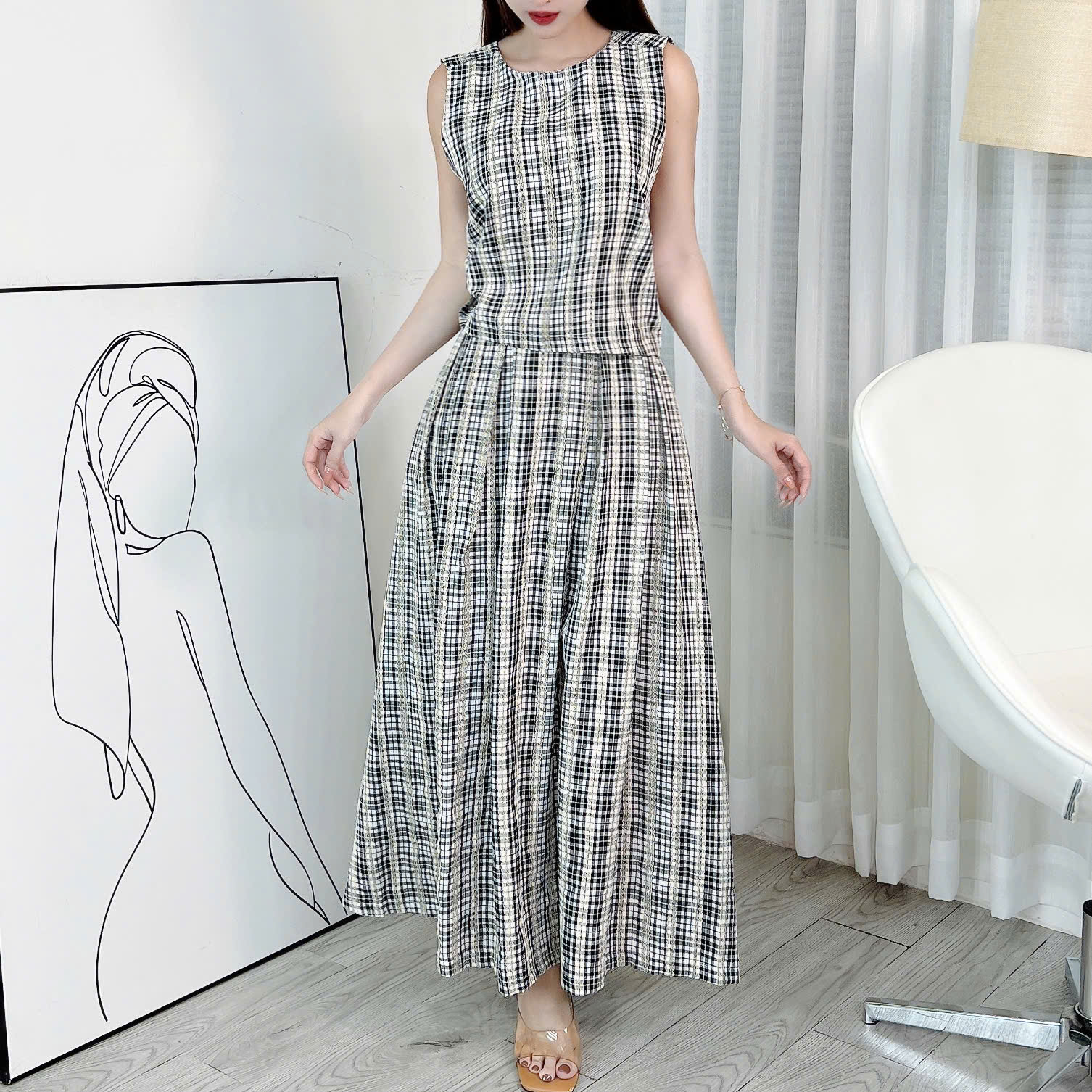 Set Váy Nữ Áo Caro Phối Khăn Choàng Cổ Mix Chân Váy Xếp Ly Dáng Dài Đi Du Lịch MIMIX - ES3