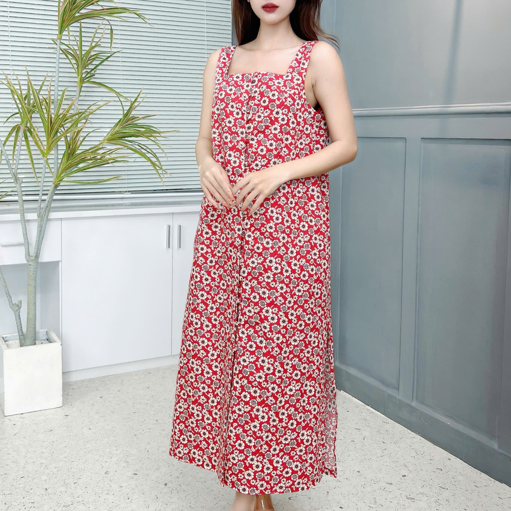 Váy Maxi Nữ 2 Dây Phối Nút Bọc Xẻ Tà Chất Đũi Và Cotton Đi Biển MIMIX - ES6