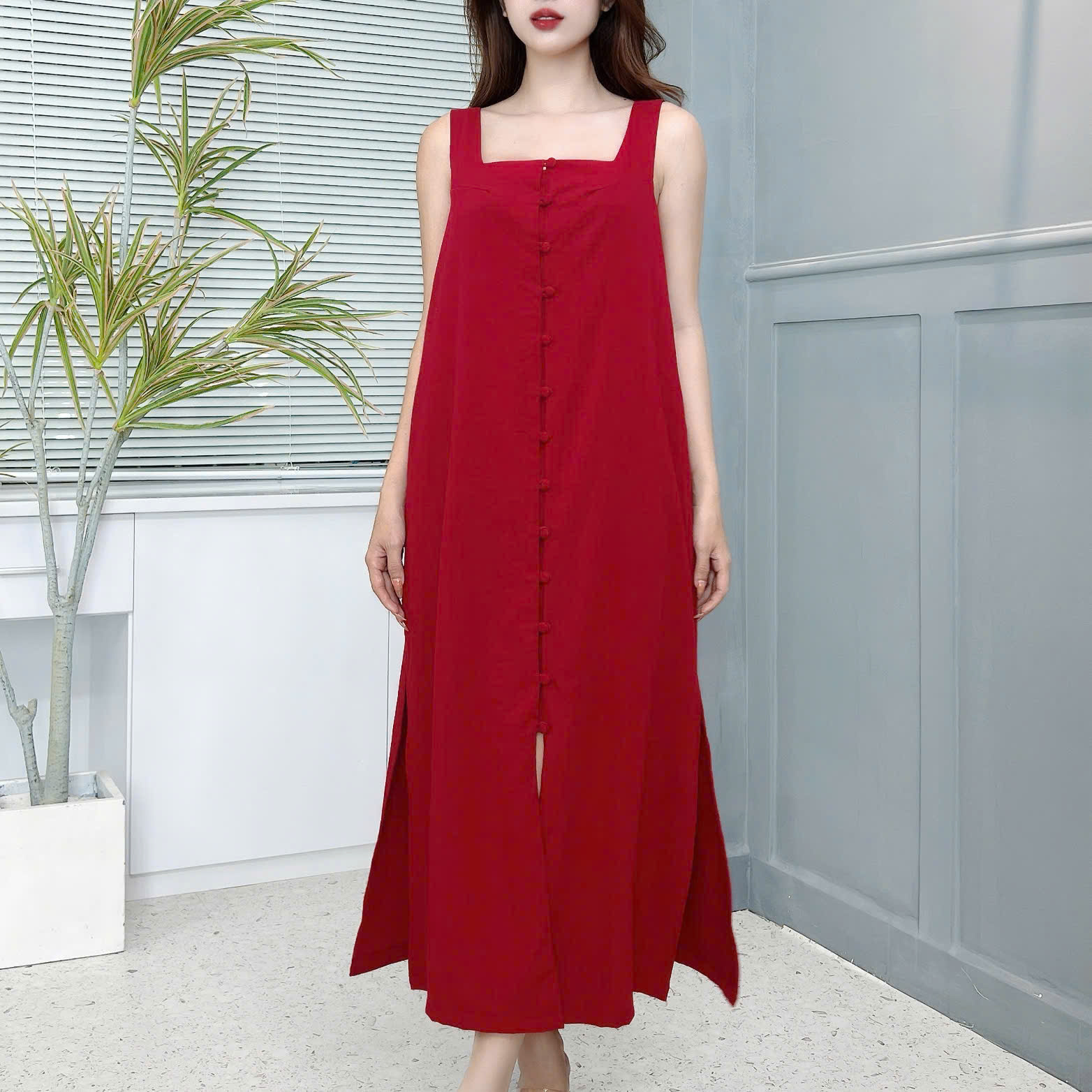 Váy Maxi Nữ 2 Dây Phối Nút Bọc Xẻ Tà Chất Đũi Và Cotton Đi Biển MIMIX - ES6