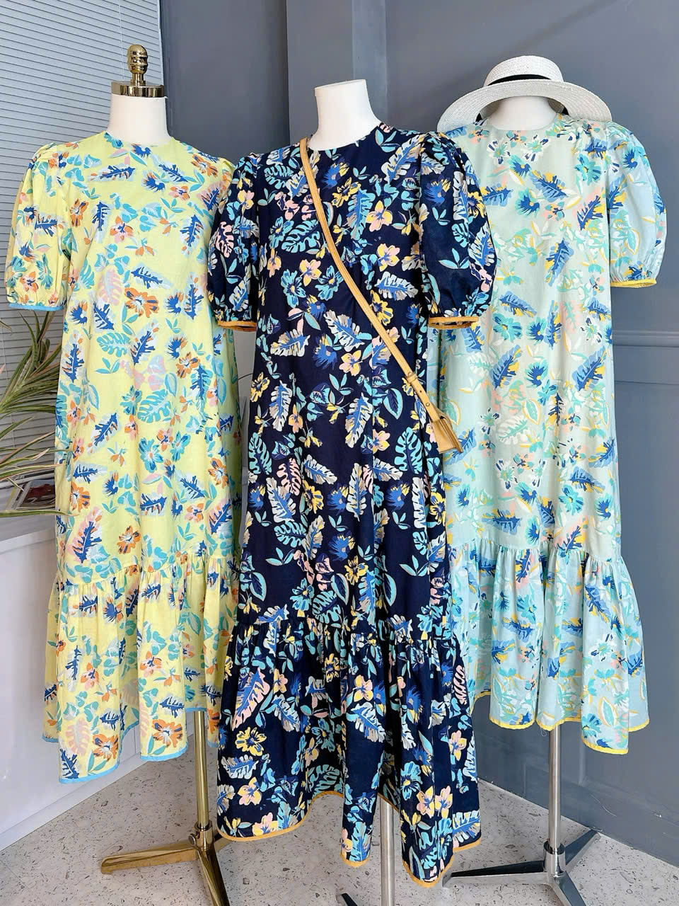 Váy Maxi Baby Doll Cổ Tròn Tay Ngắn Họa Tiết In Hoa Tay Ngắn Chất Boi In Hoa Lót Lụa Đi Biển MIMIX - ES8